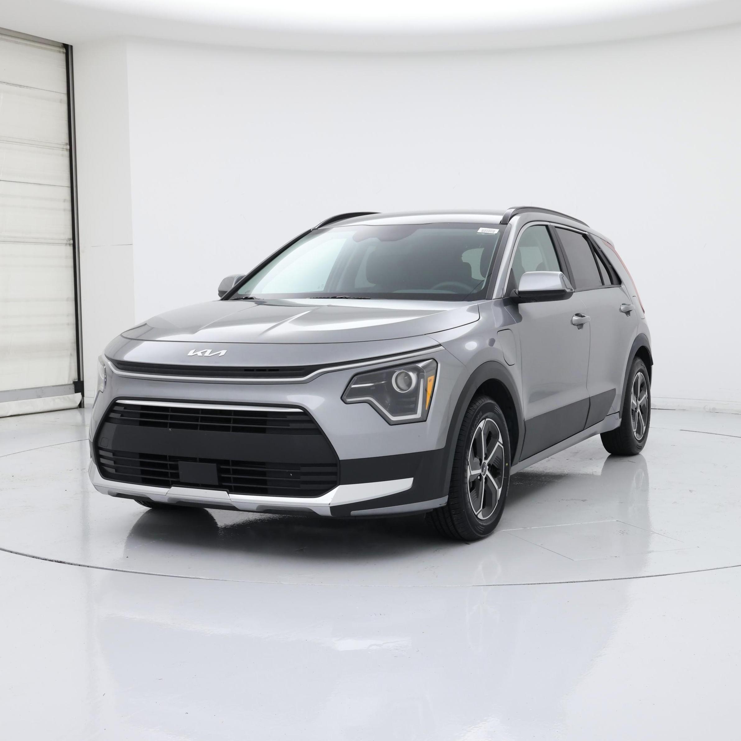 Thumbnail: 2024 Kia Niro - 4