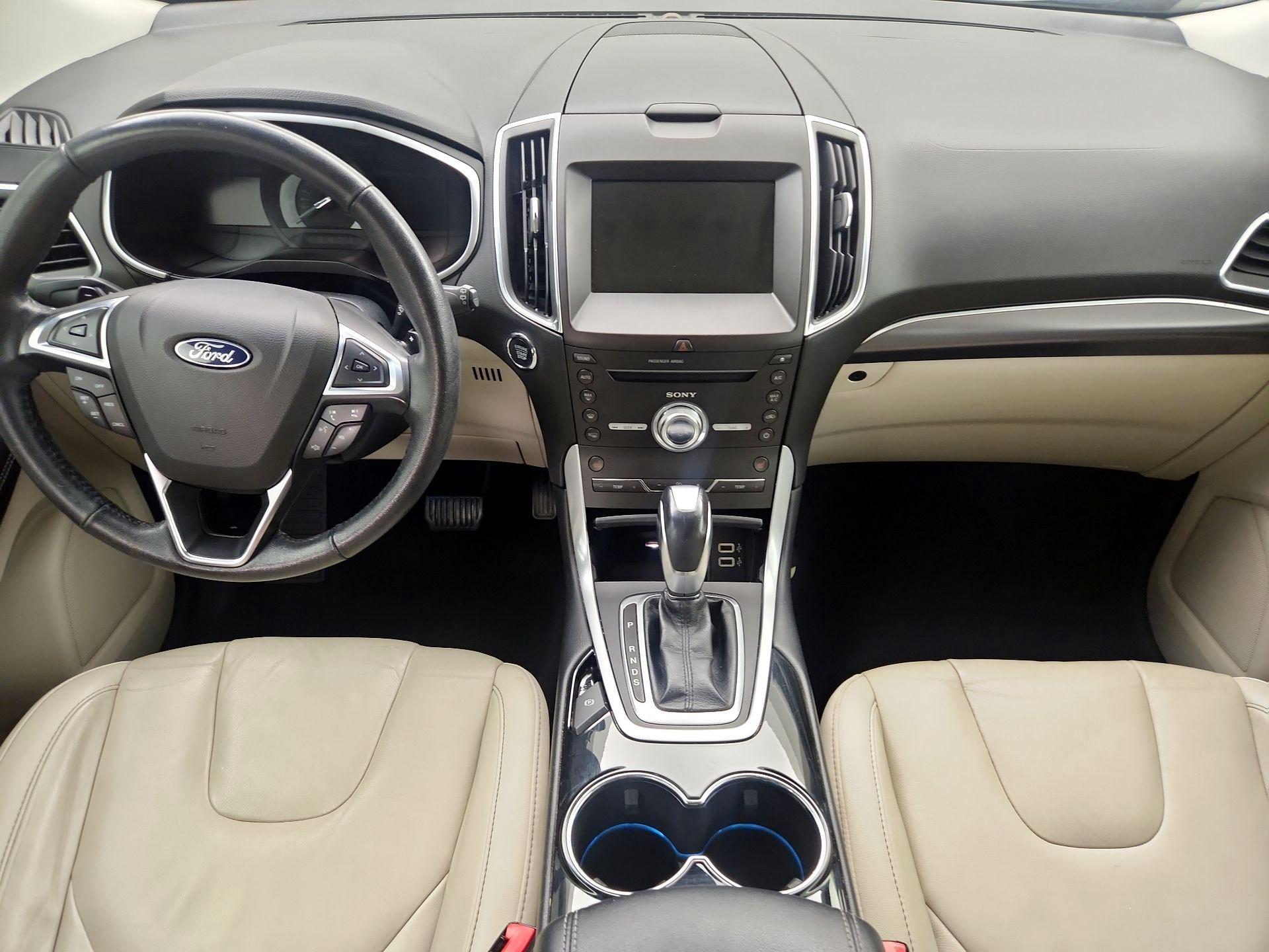 Thumbnail: 2018 Ford Edge - 9