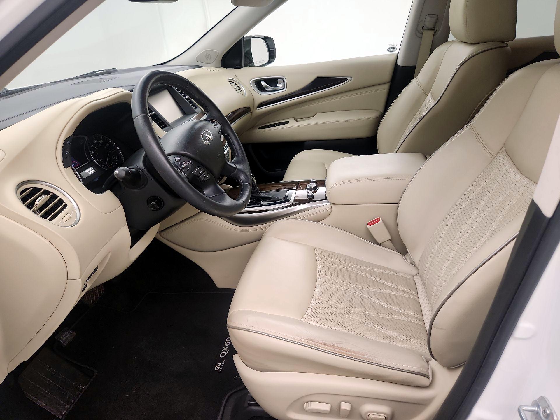 Thumbnail: 2016 INFINITI QX60 - 11