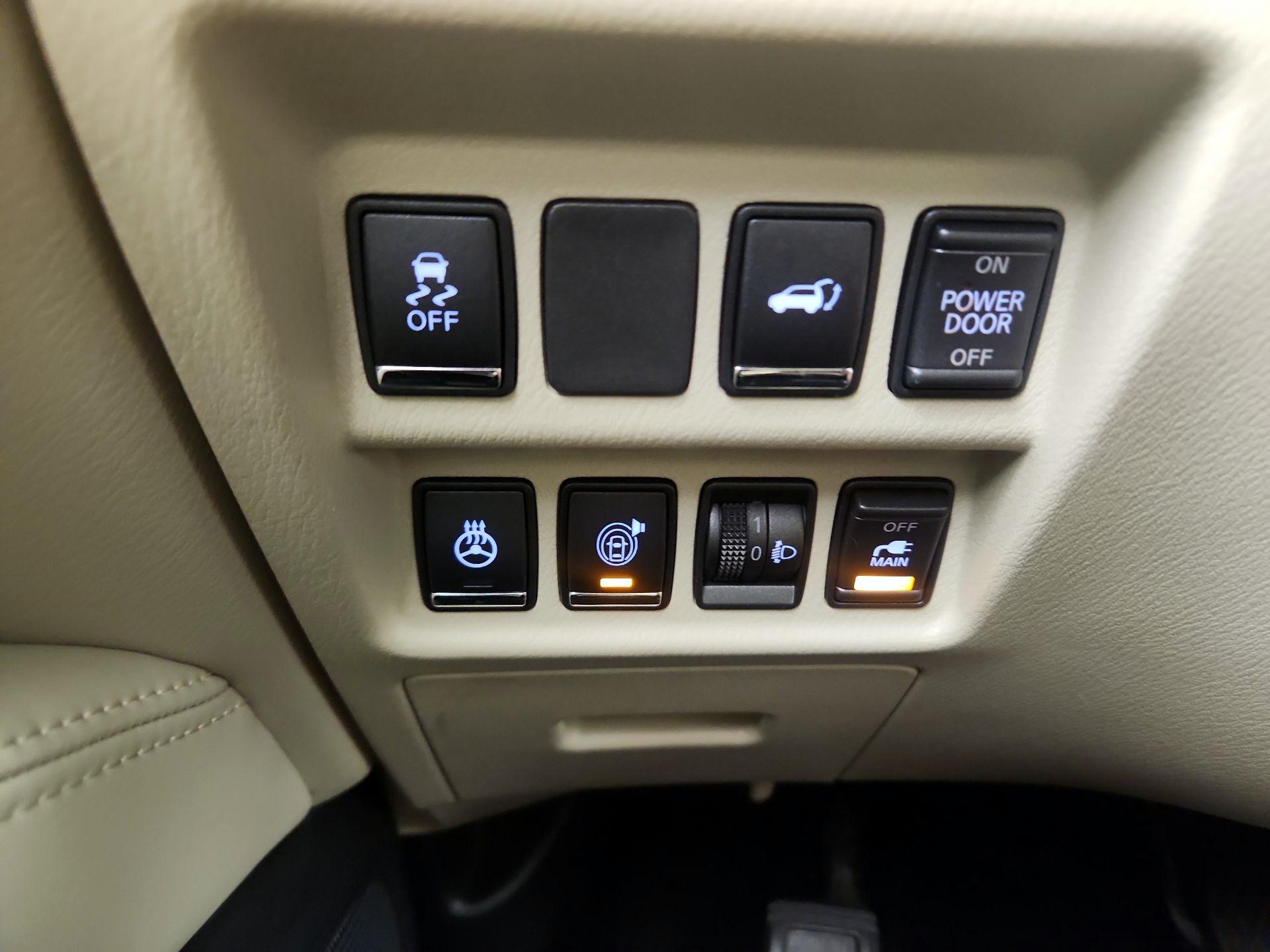 Thumbnail: 2016 INFINITI QX60 - 13