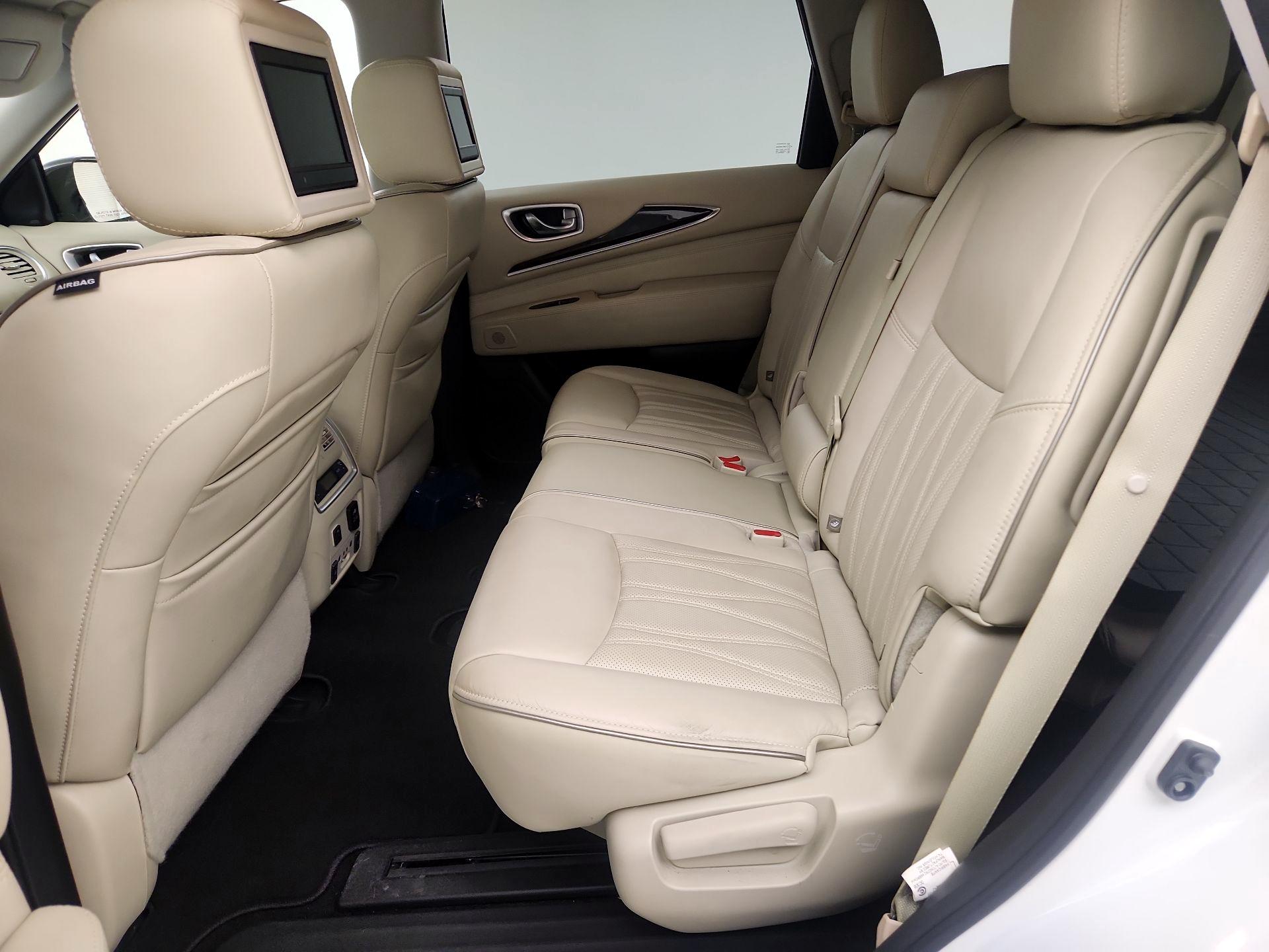 Thumbnail: 2016 INFINITI QX60 - 20