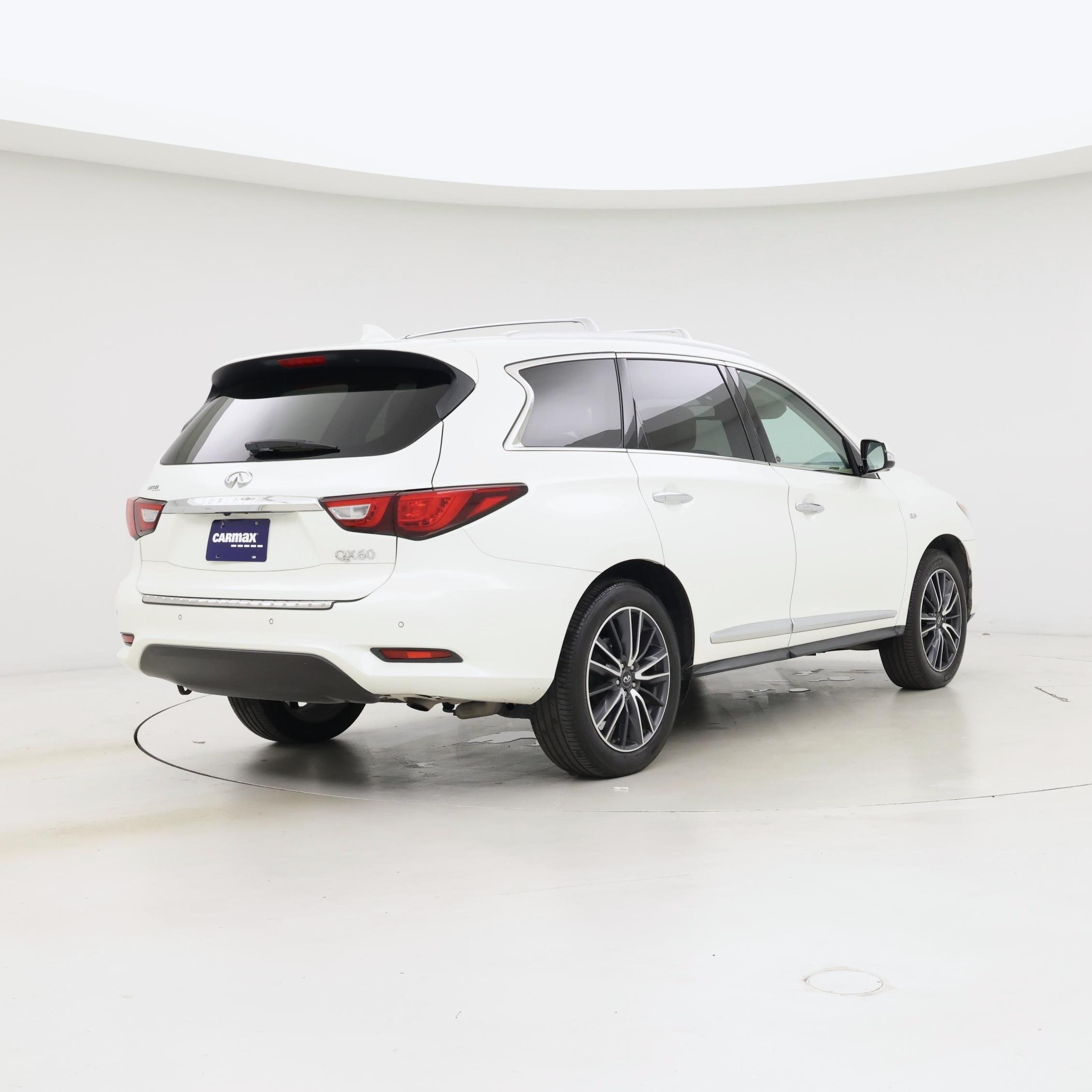 Thumbnail: 2016 INFINITI QX60 - 8