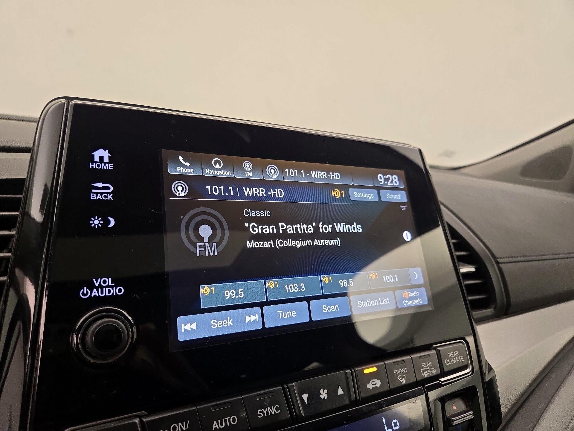 Thumbnail: 2019 Honda Odyssey - 16