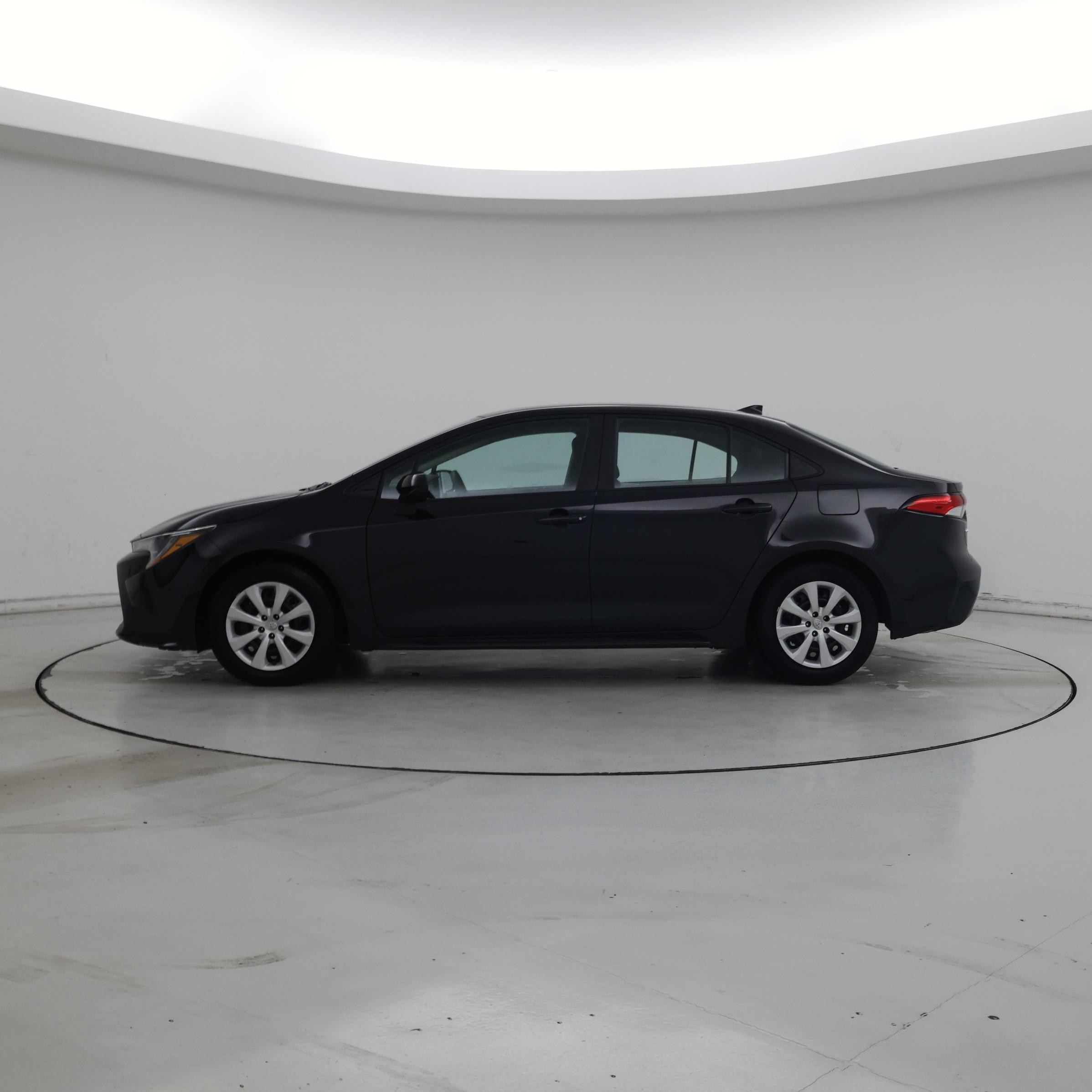 Thumbnail: 2021 Toyota Corolla - 3