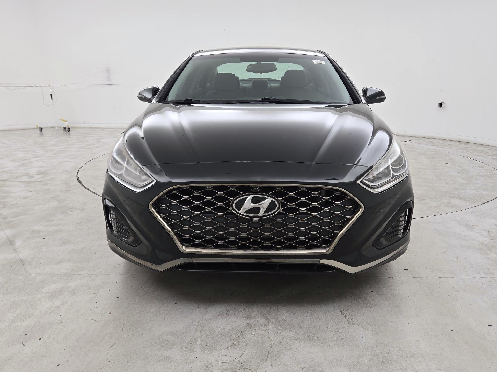 Thumbnail: 2019 Hyundai Sonata - 2