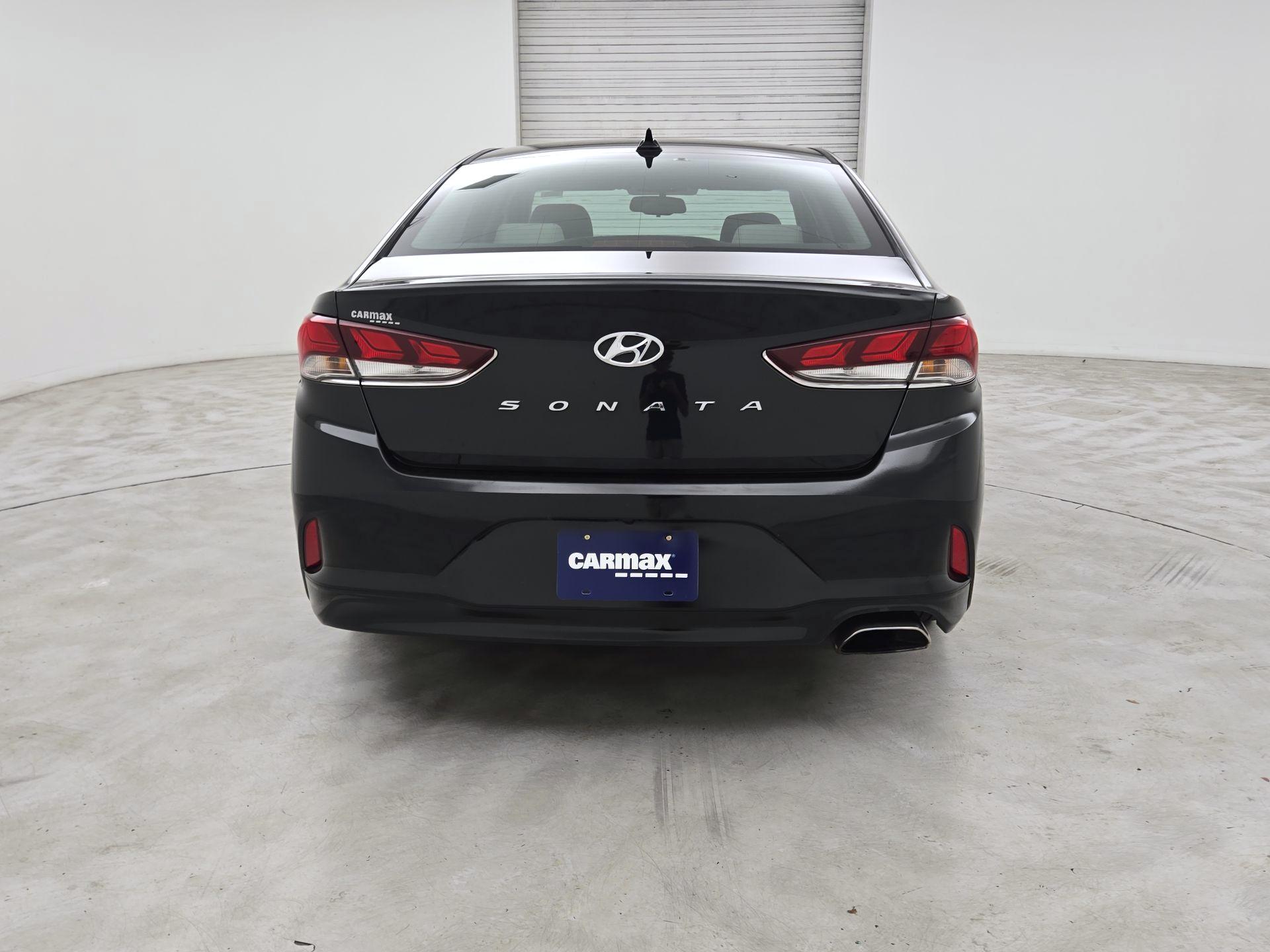 Thumbnail: 2019 Hyundai Sonata - 6