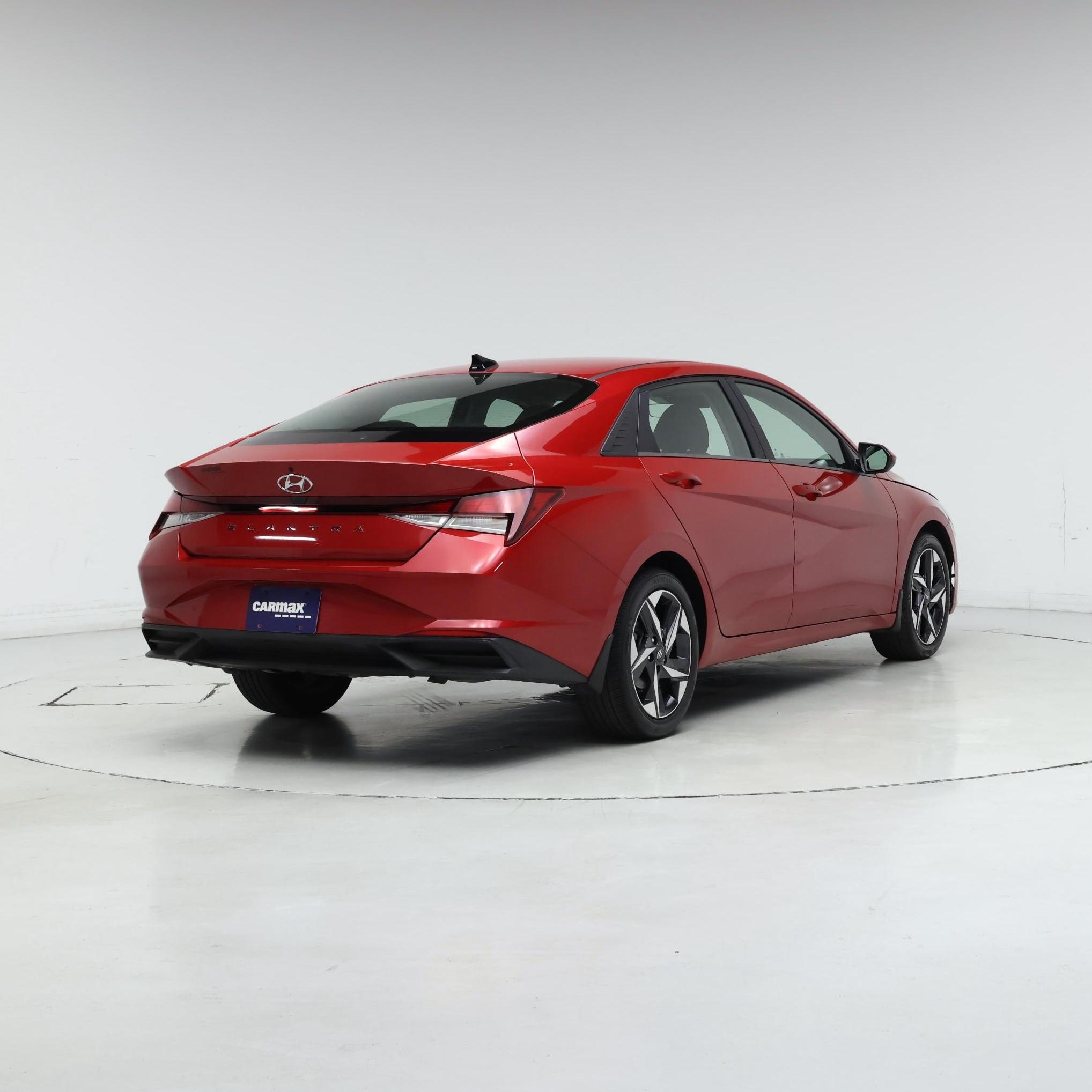 Thumbnail: 2023 Hyundai Elantra - 8