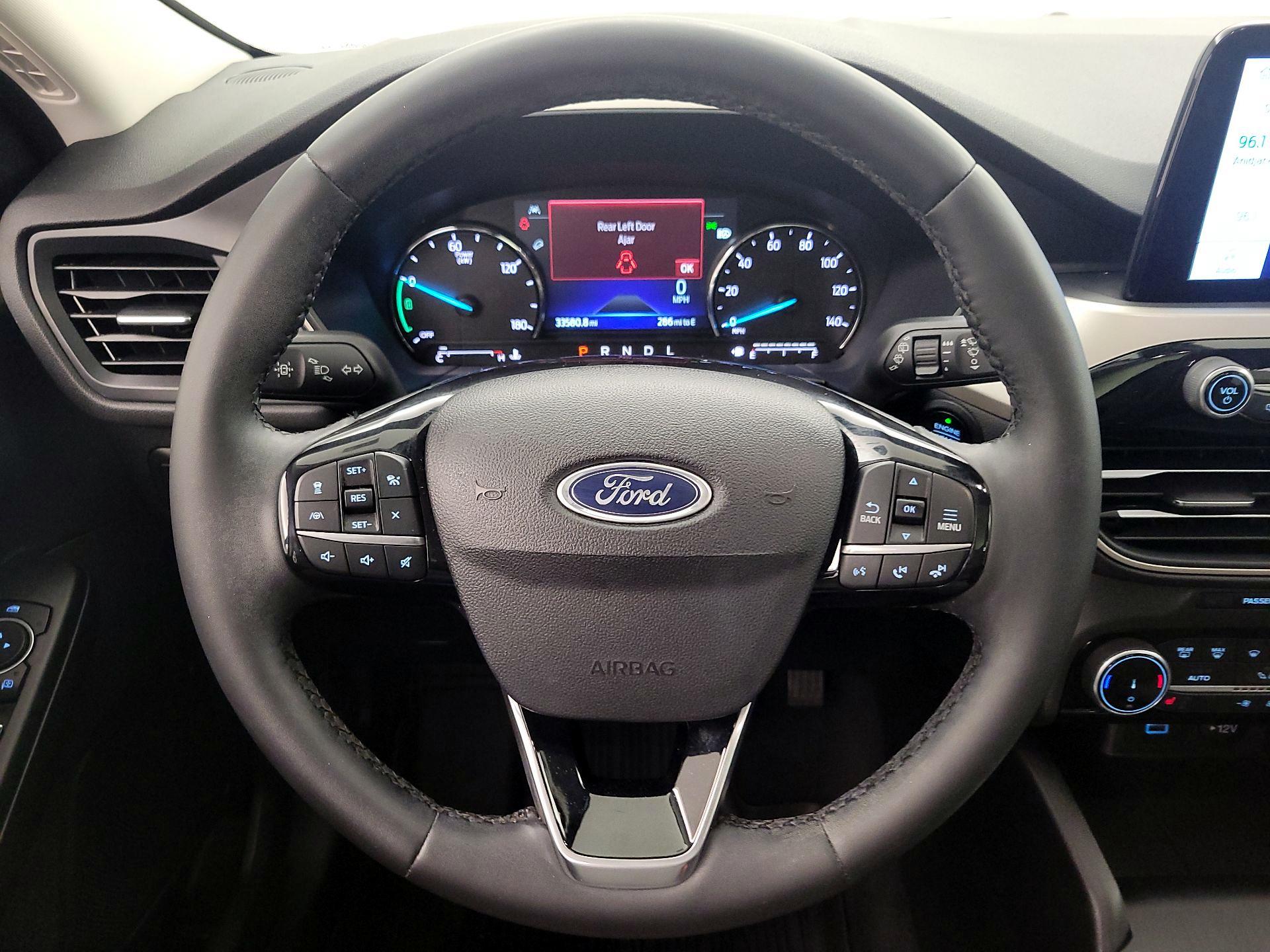 Thumbnail: 2022 Ford Escape - 10