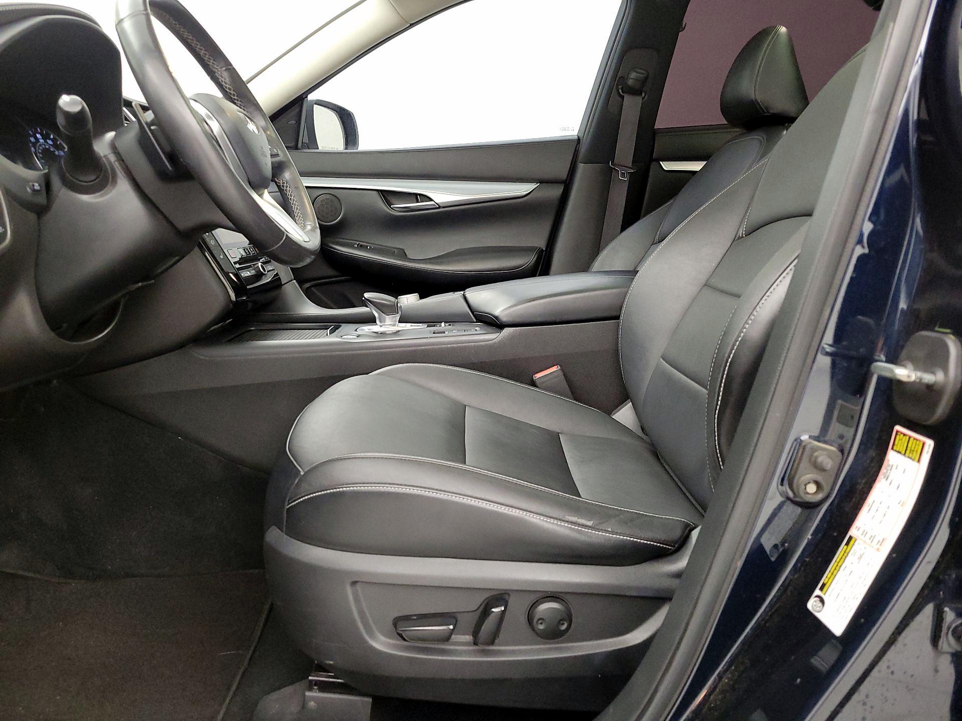 Thumbnail: 2019 INFINITI QX50 - 11