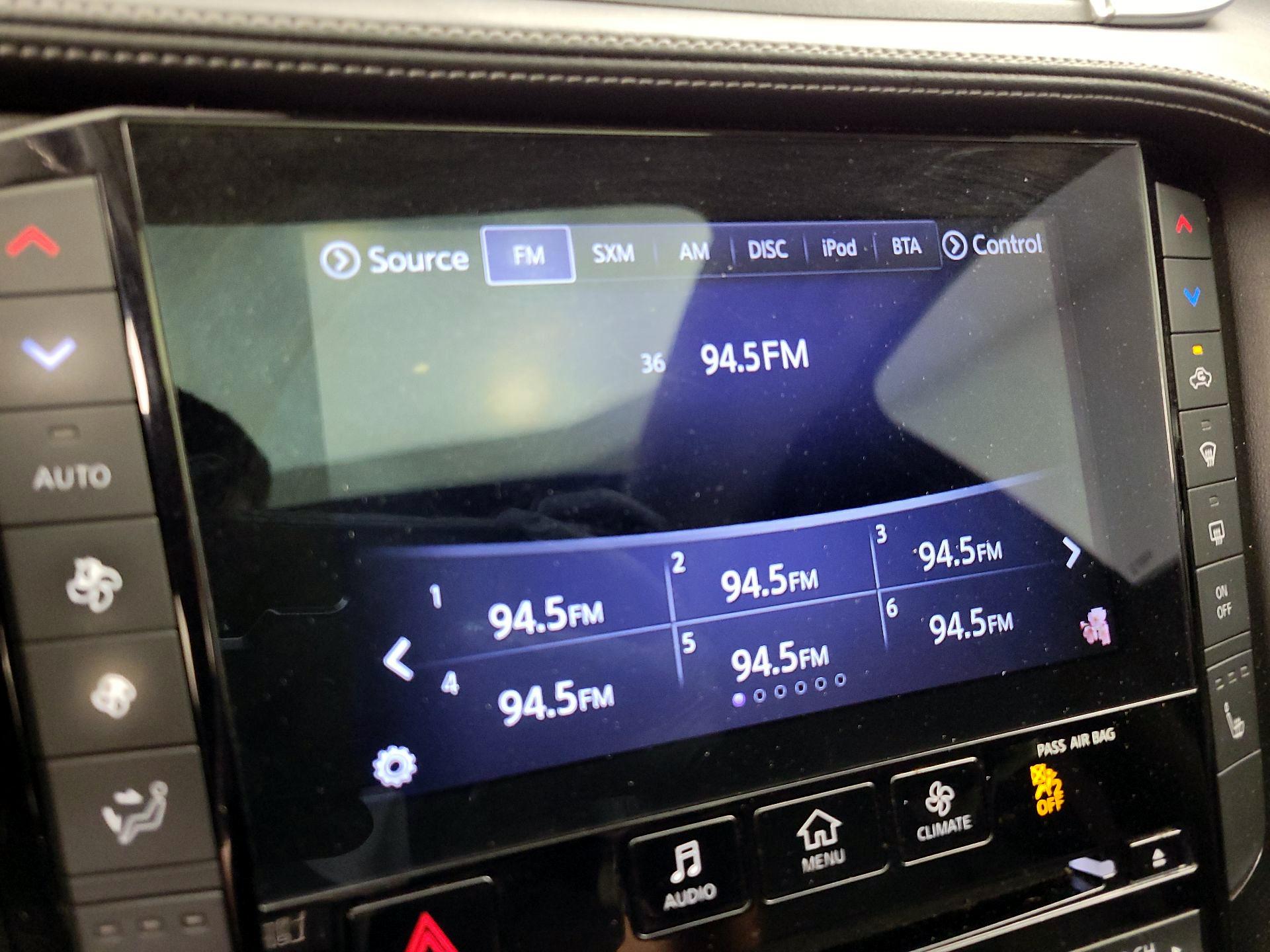 Thumbnail: 2019 INFINITI QX50 - 16