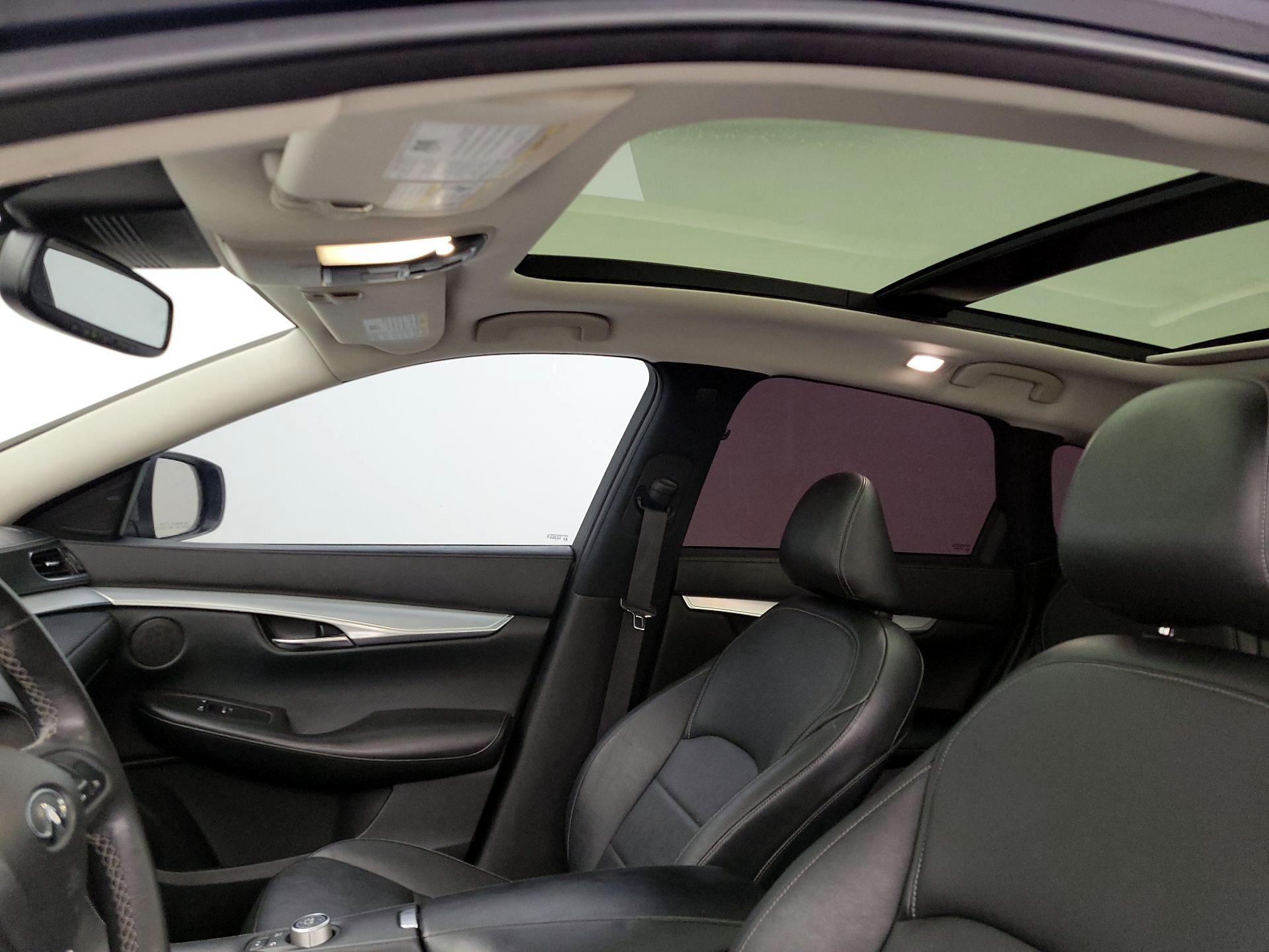 Thumbnail: 2019 INFINITI QX50 - 20
