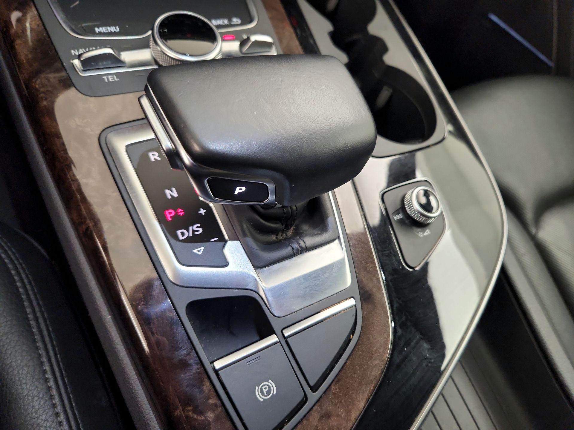 Thumbnail: 2019 Audi Q7 - 18