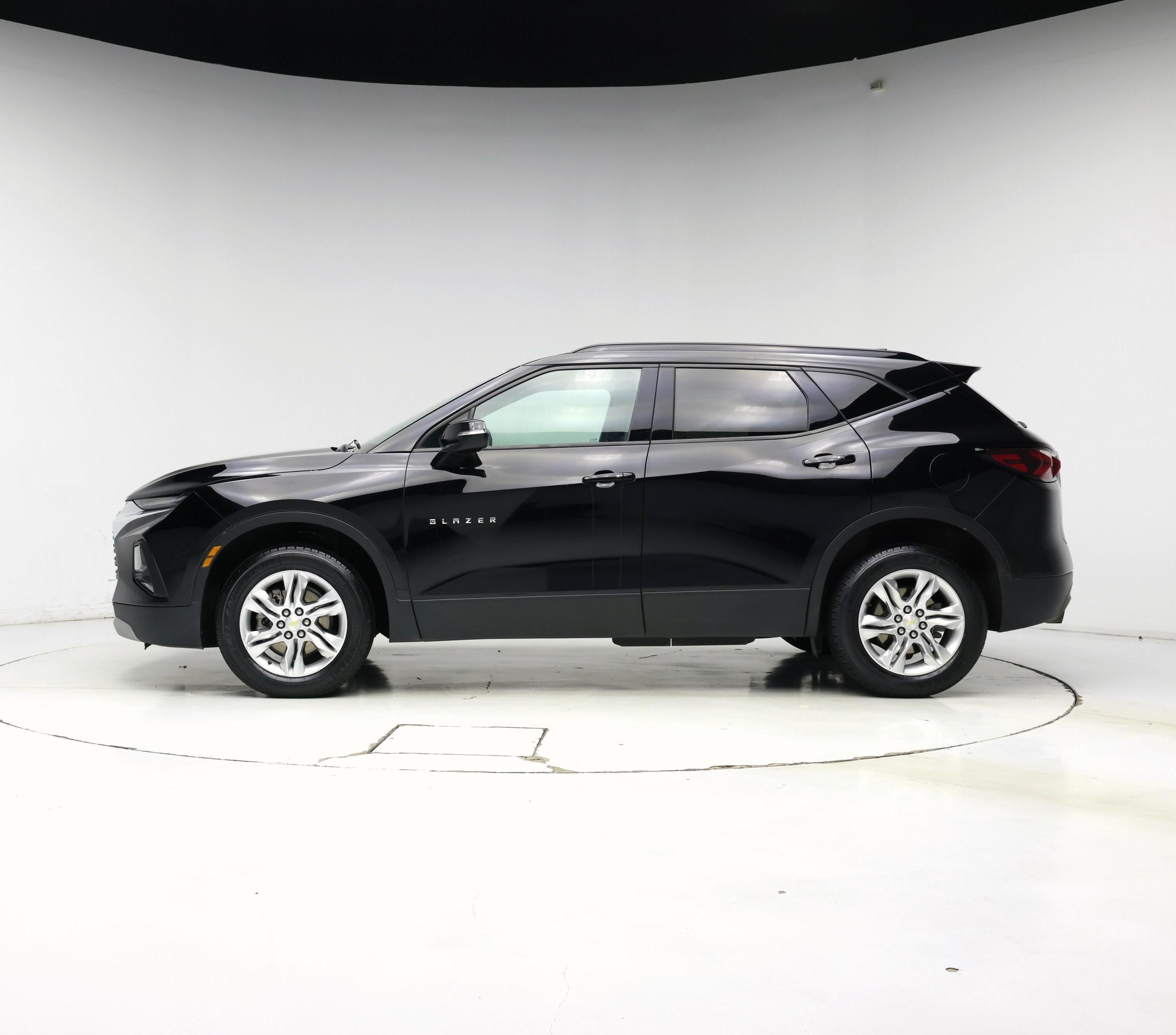 Thumbnail: 2021 Chevrolet Blazer - 3