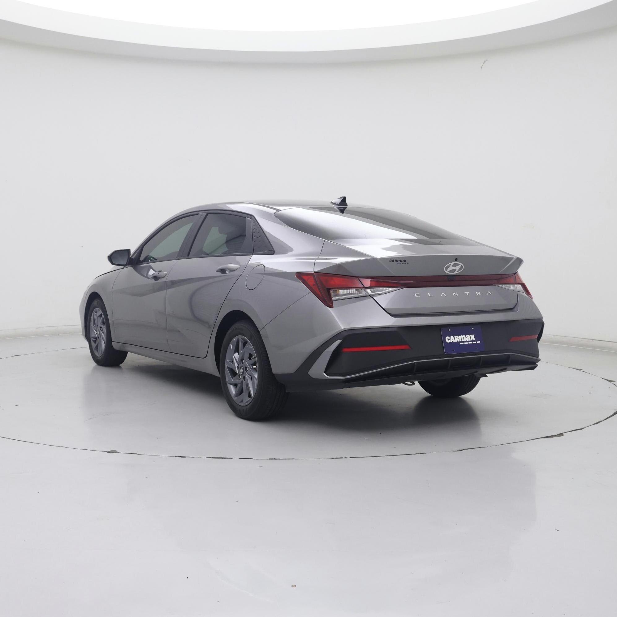 Thumbnail: 2024 Hyundai Elantra - 2