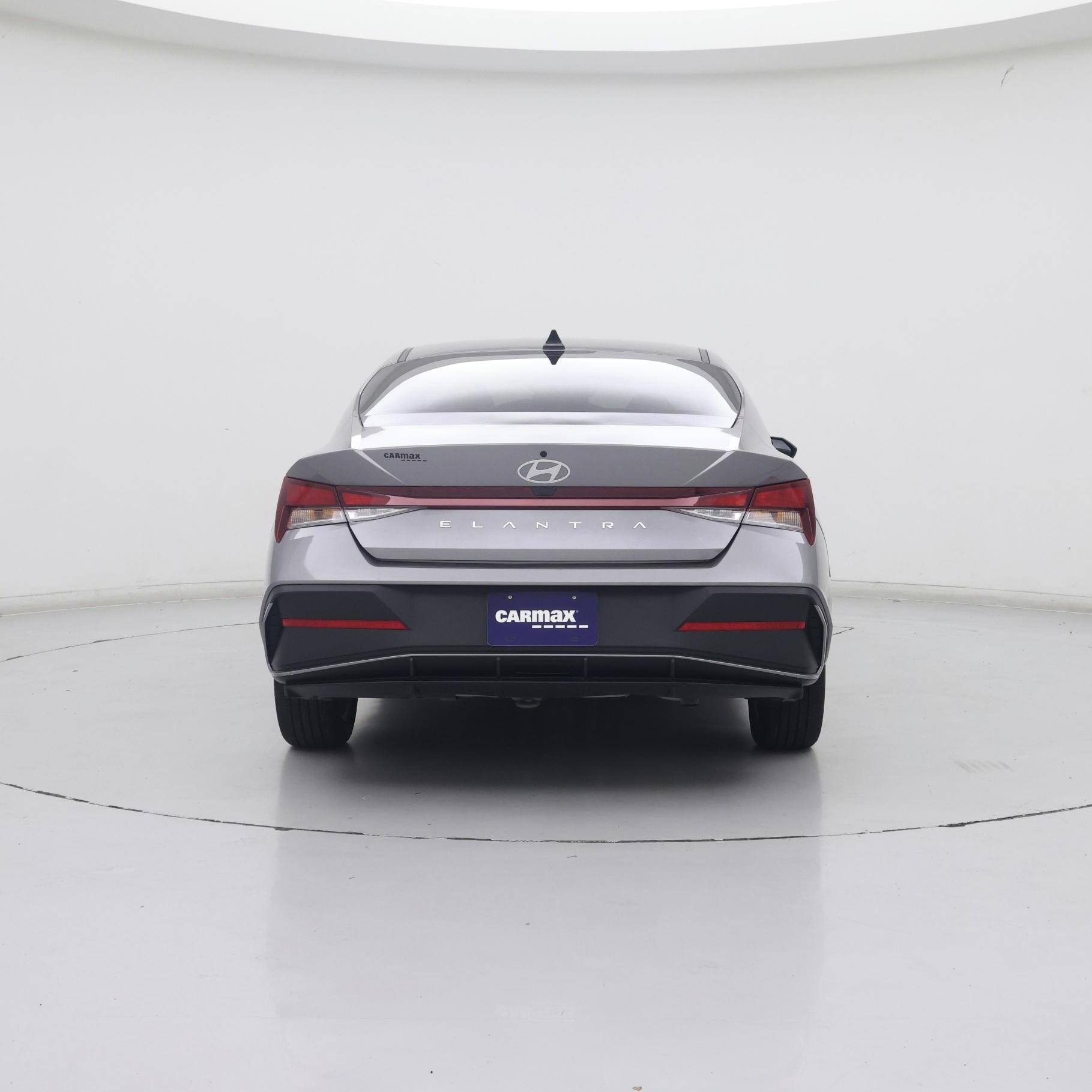 Thumbnail: 2024 Hyundai Elantra - 6