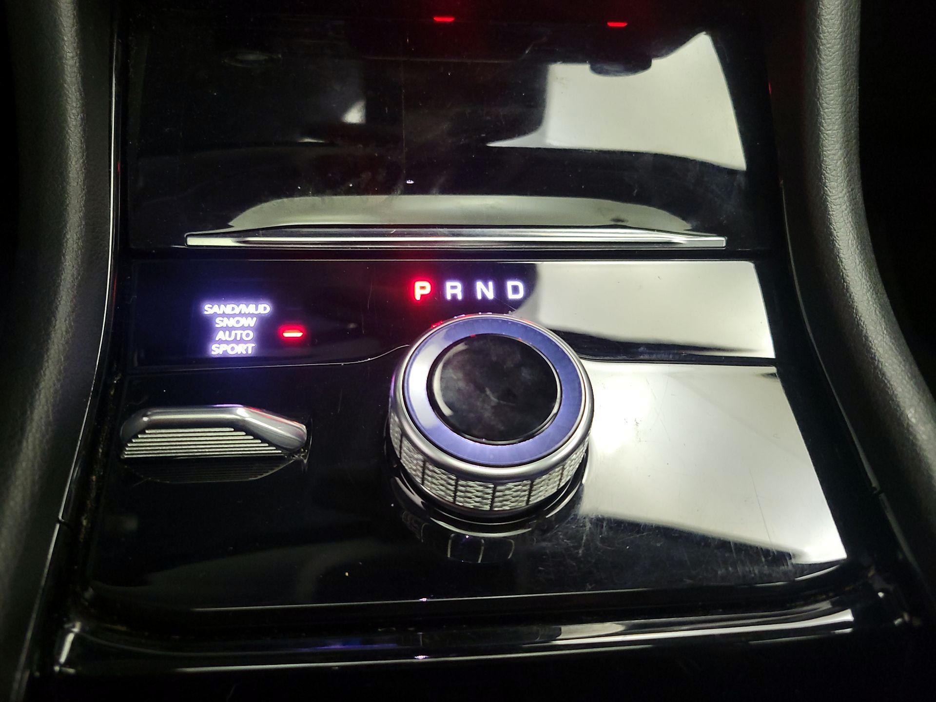Thumbnail: 2022 Jeep Grand Cherokee - 17