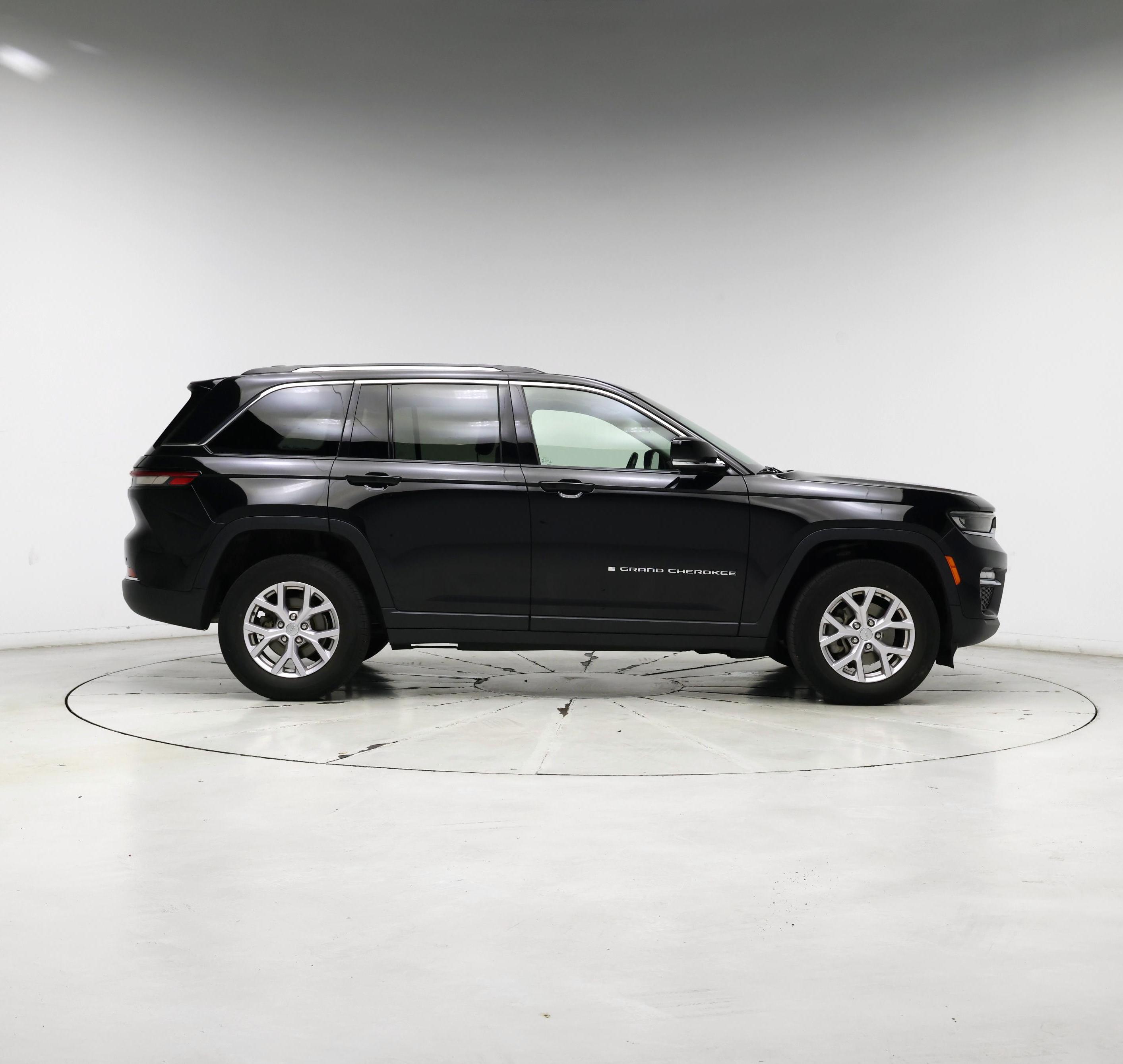 Thumbnail: 2022 Jeep Grand Cherokee - 7