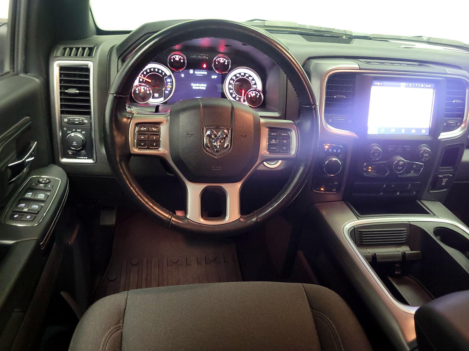 Thumbnail: 2022 RAM 1500 Classic - 10