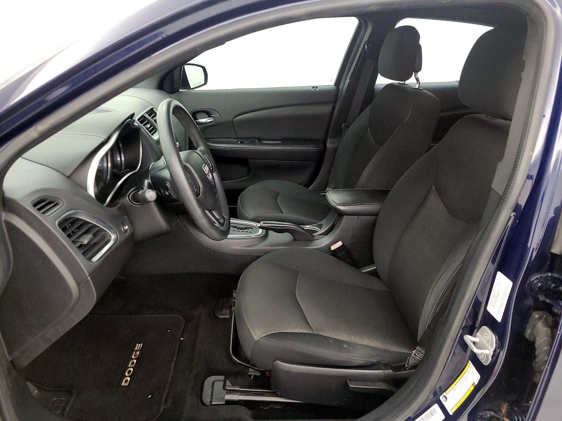 Thumbnail: 2014 Dodge Avenger - 11