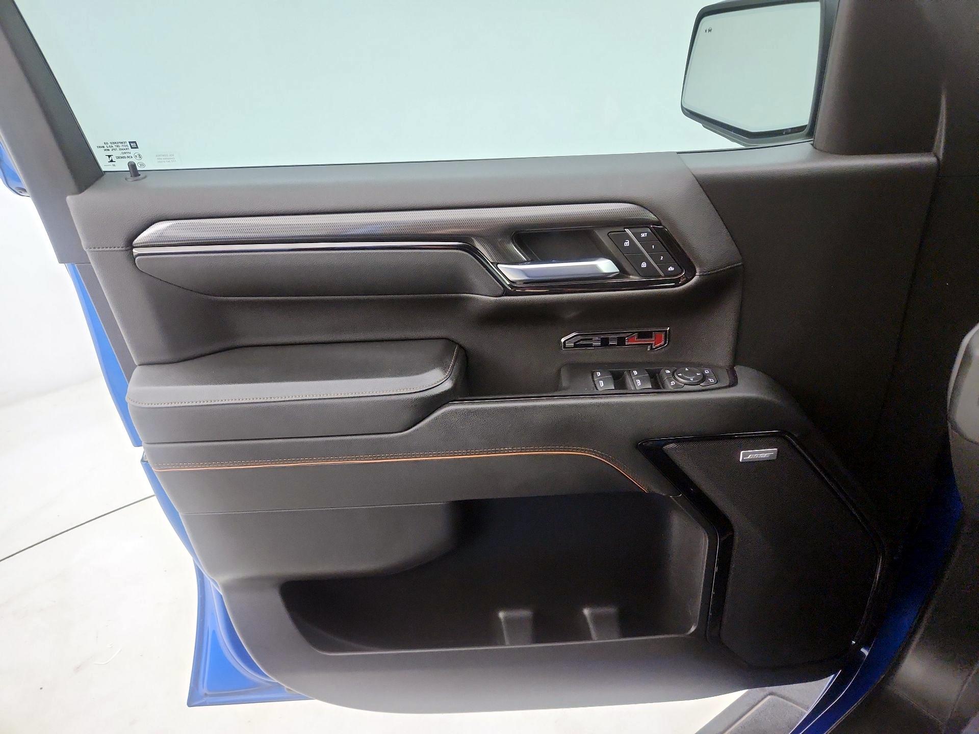 Thumbnail: 2023 GMC Sierra 1500 - 12