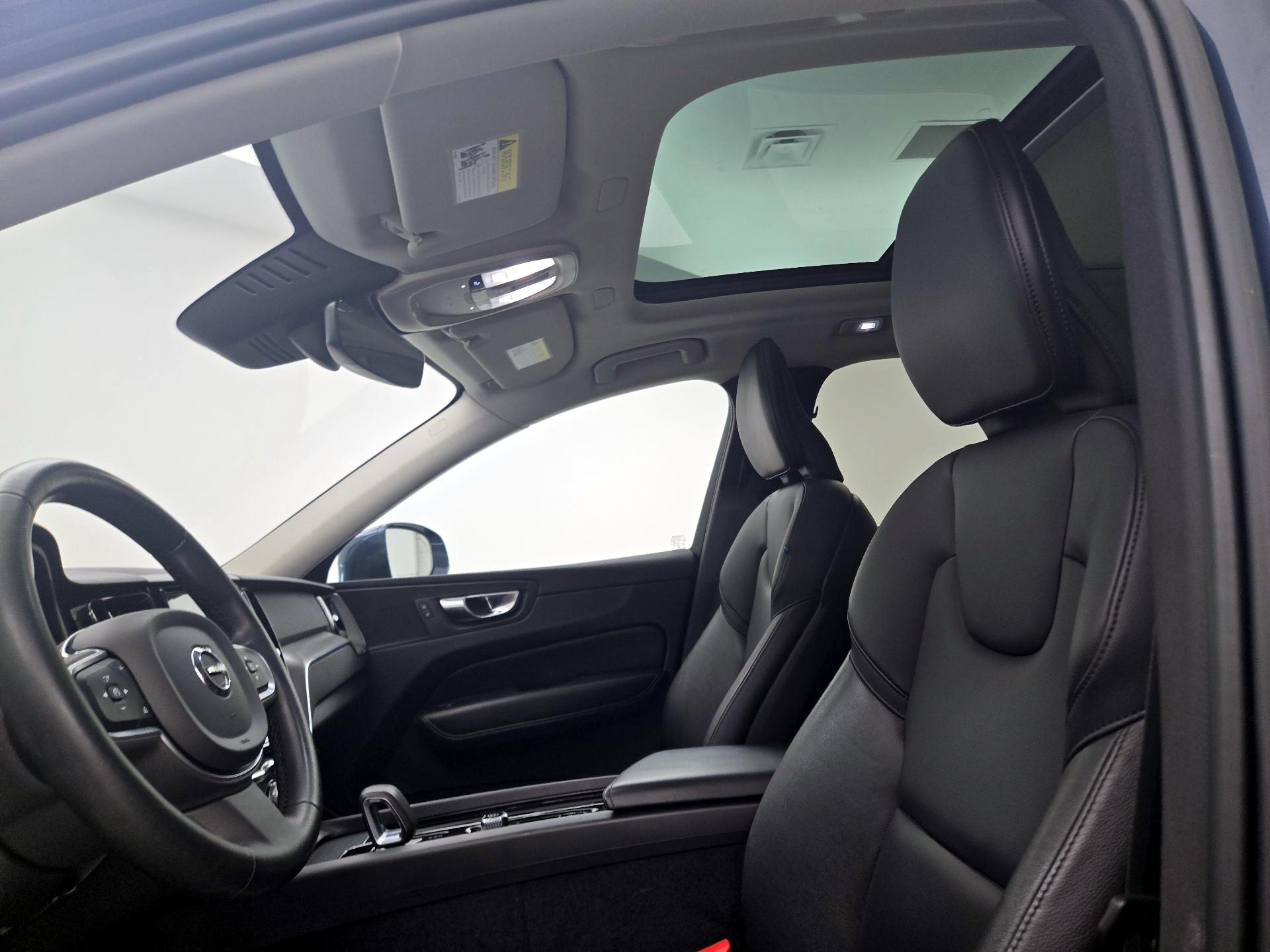 Thumbnail: 2023 Volvo XC60 - 20
