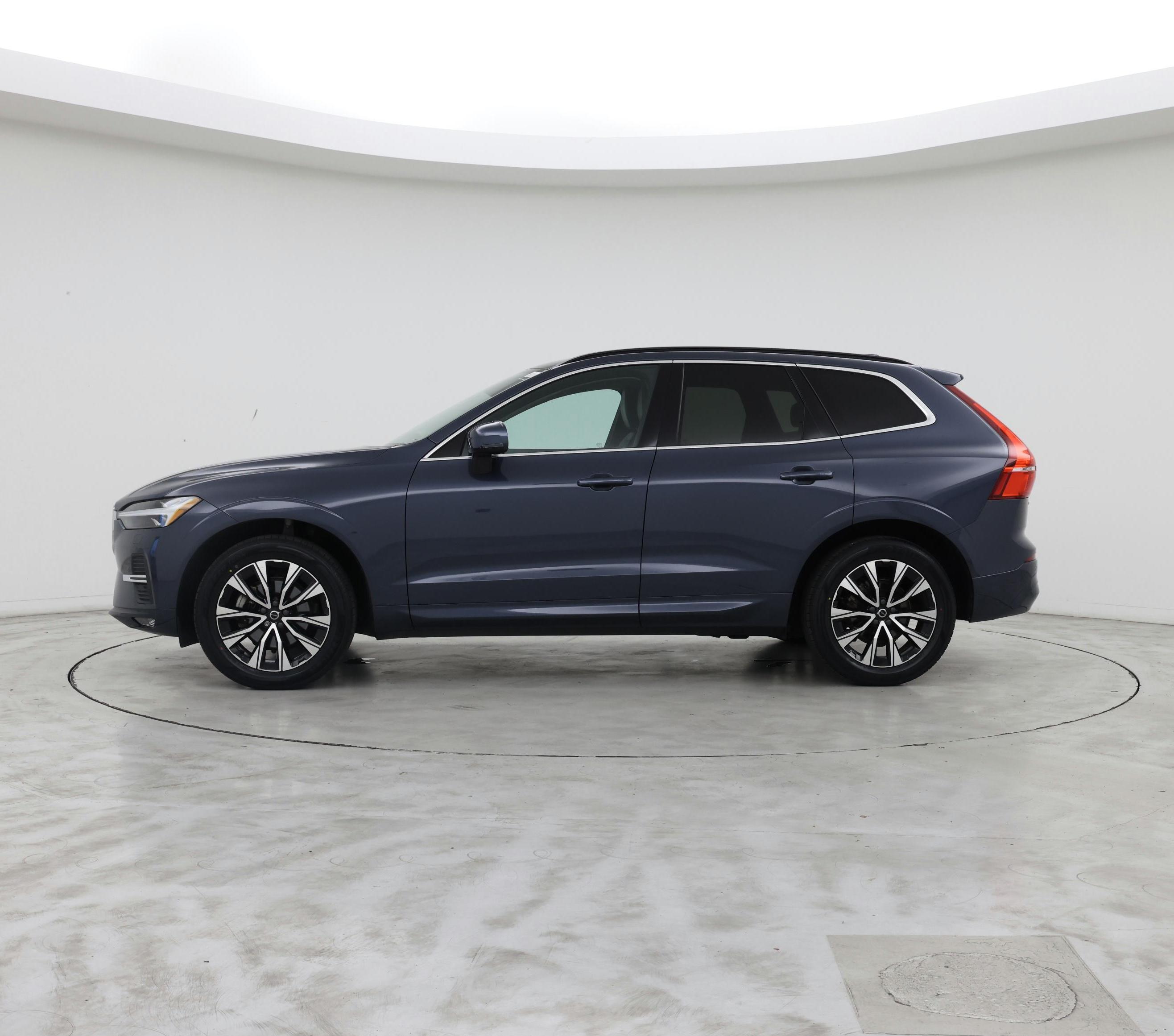 Thumbnail: 2023 Volvo XC60 - 3