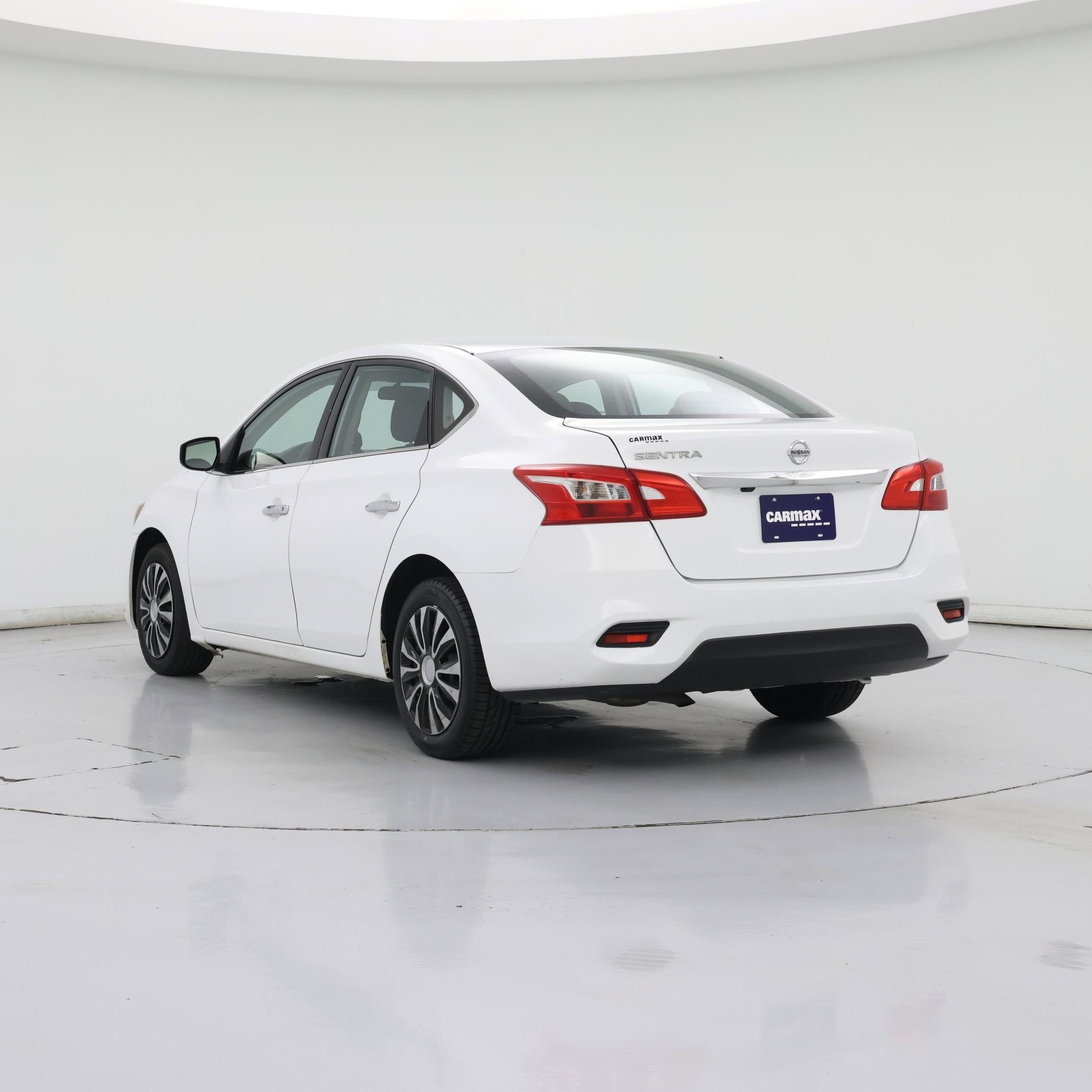 Thumbnail: 2019 Nissan Sentra - 2