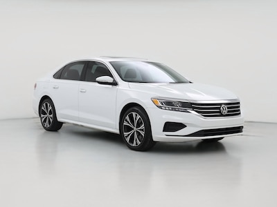 White 2022 Volkswagen Passat SE