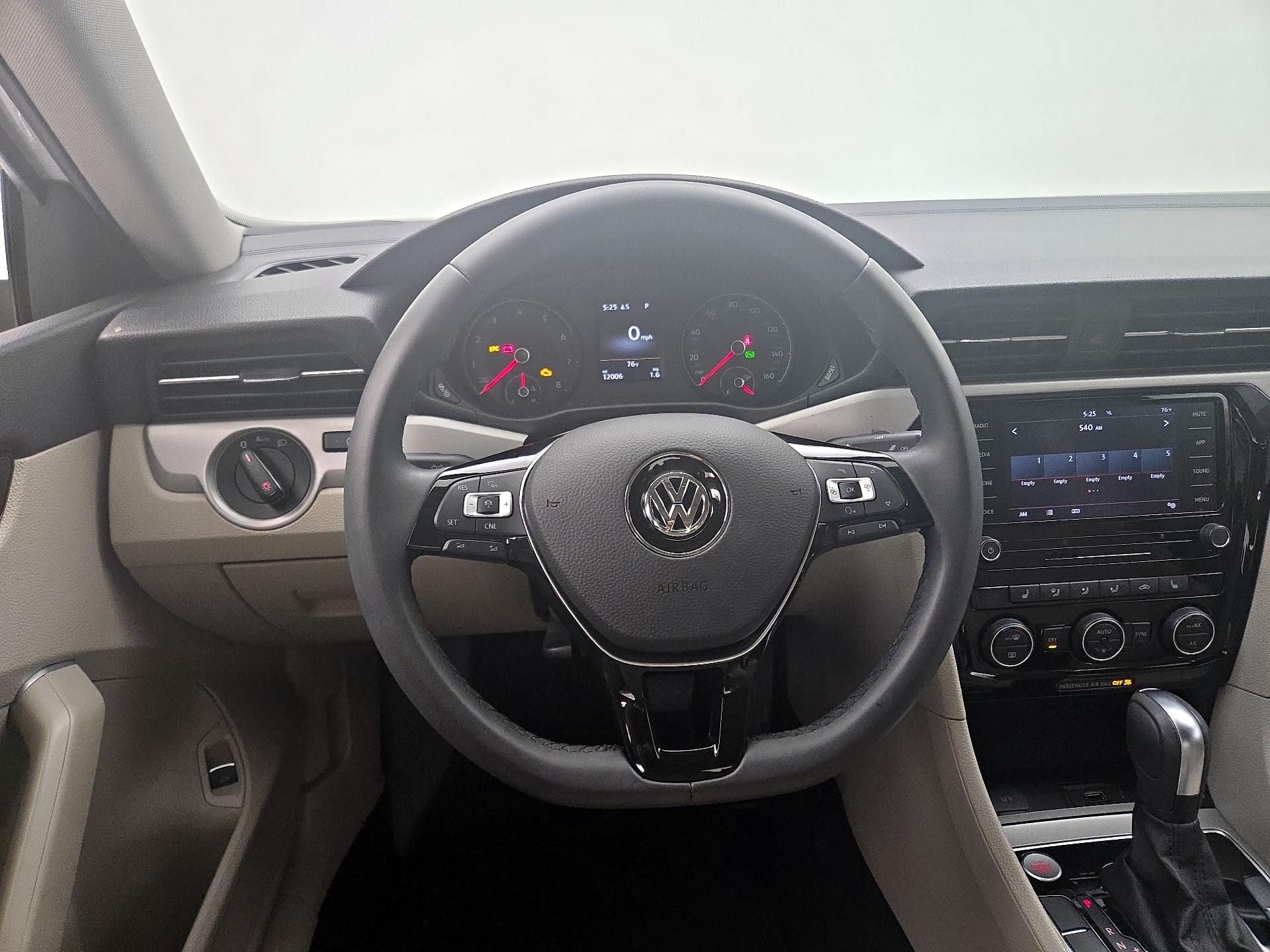 Thumbnail: 2022 Volkswagen Passat - 10