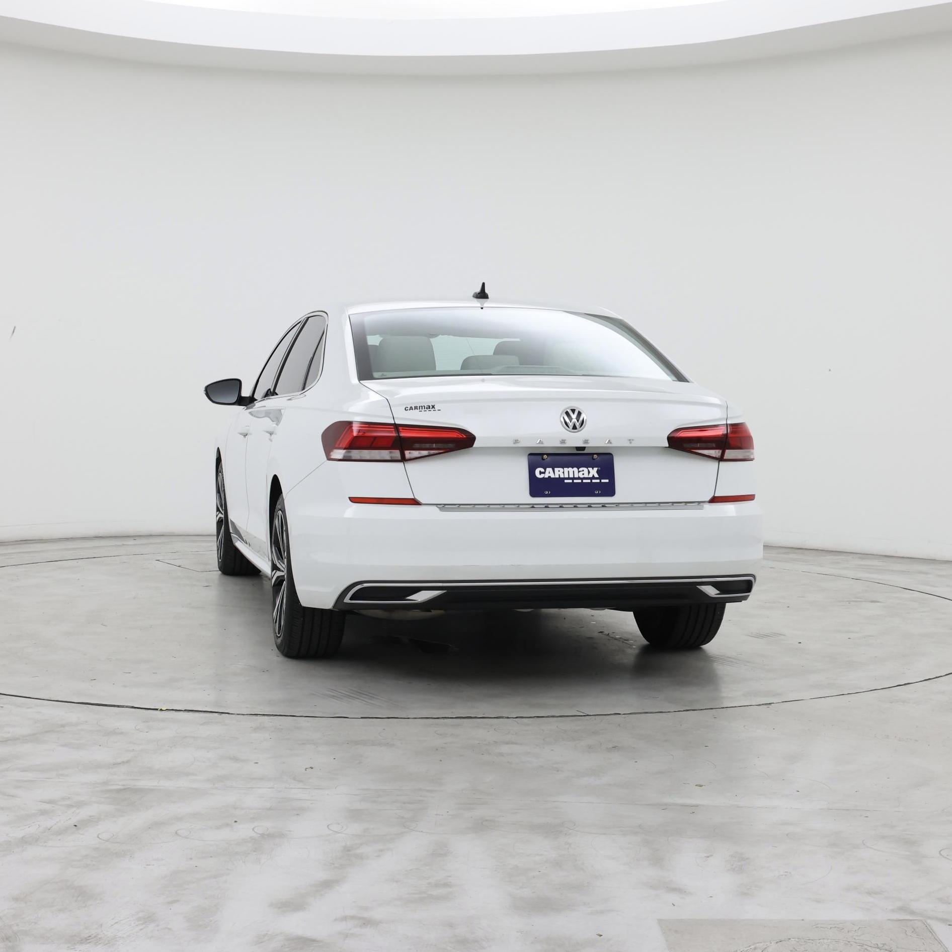 Thumbnail: 2022 Volkswagen Passat - 6