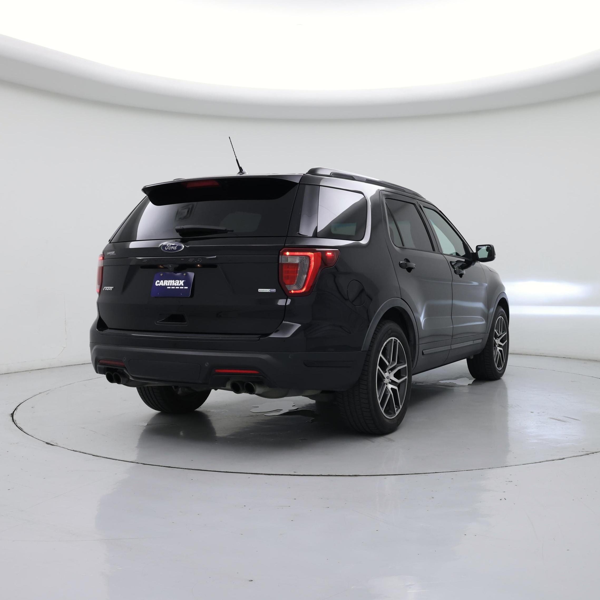 Thumbnail: 2018 Ford Explorer - 8