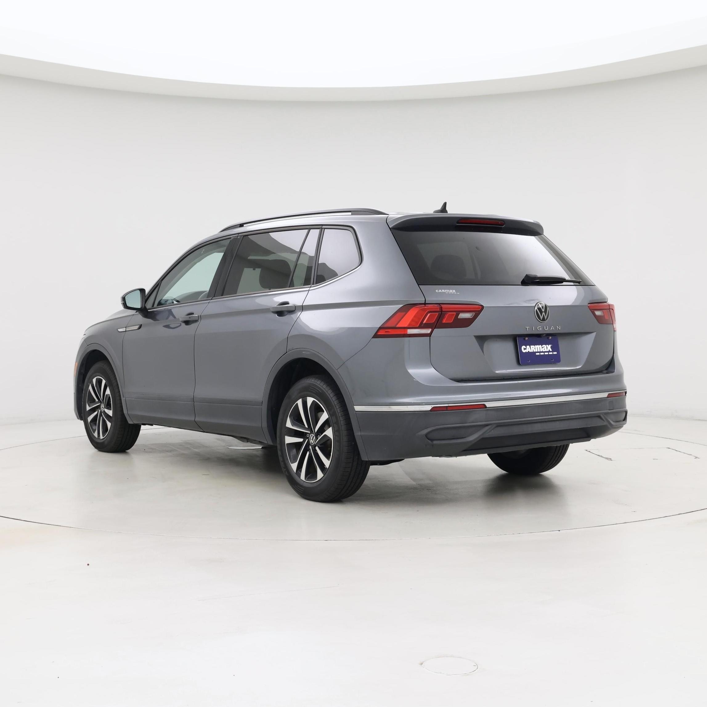 Thumbnail: 2022 Volkswagen Tiguan - 2