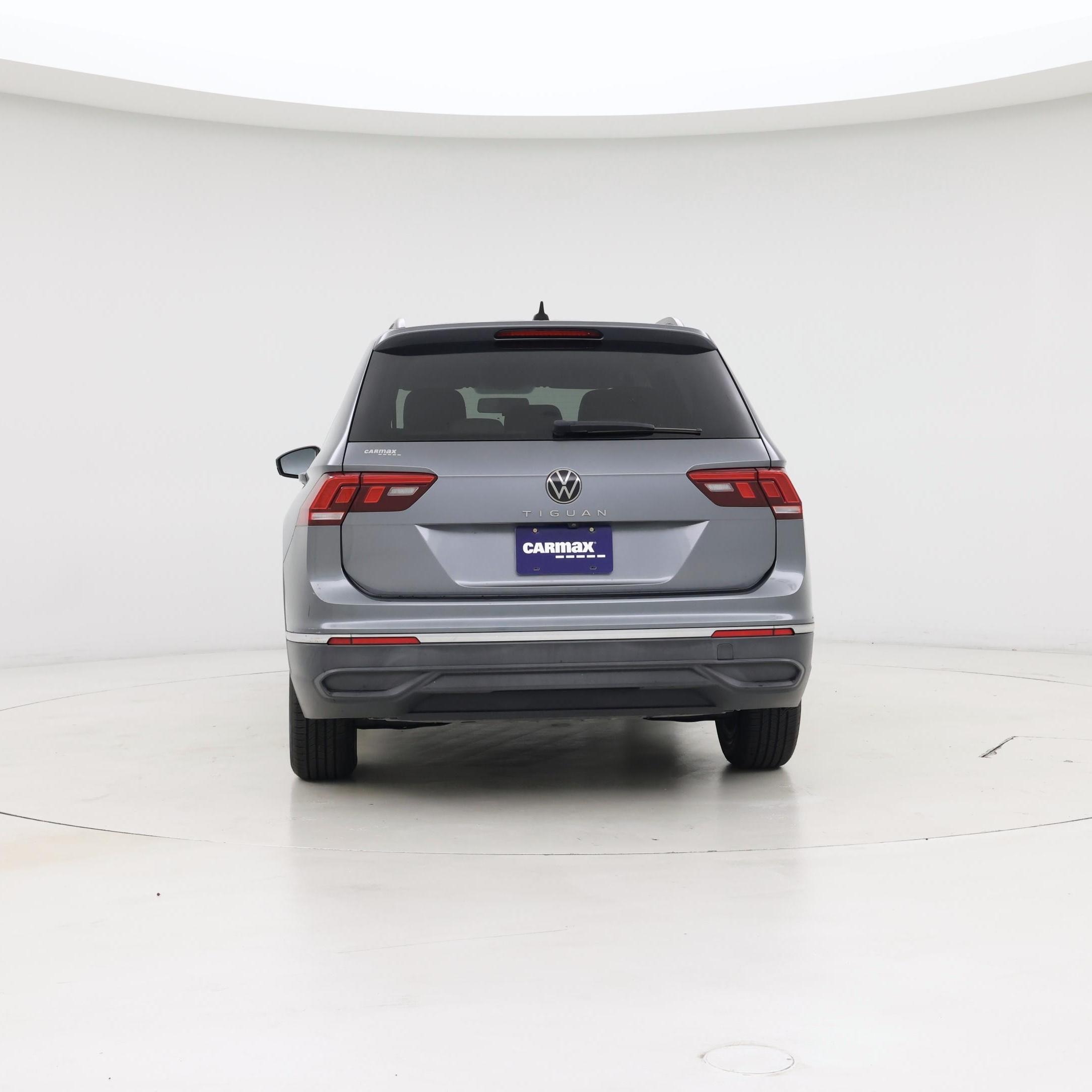 Thumbnail: 2022 Volkswagen Tiguan - 6