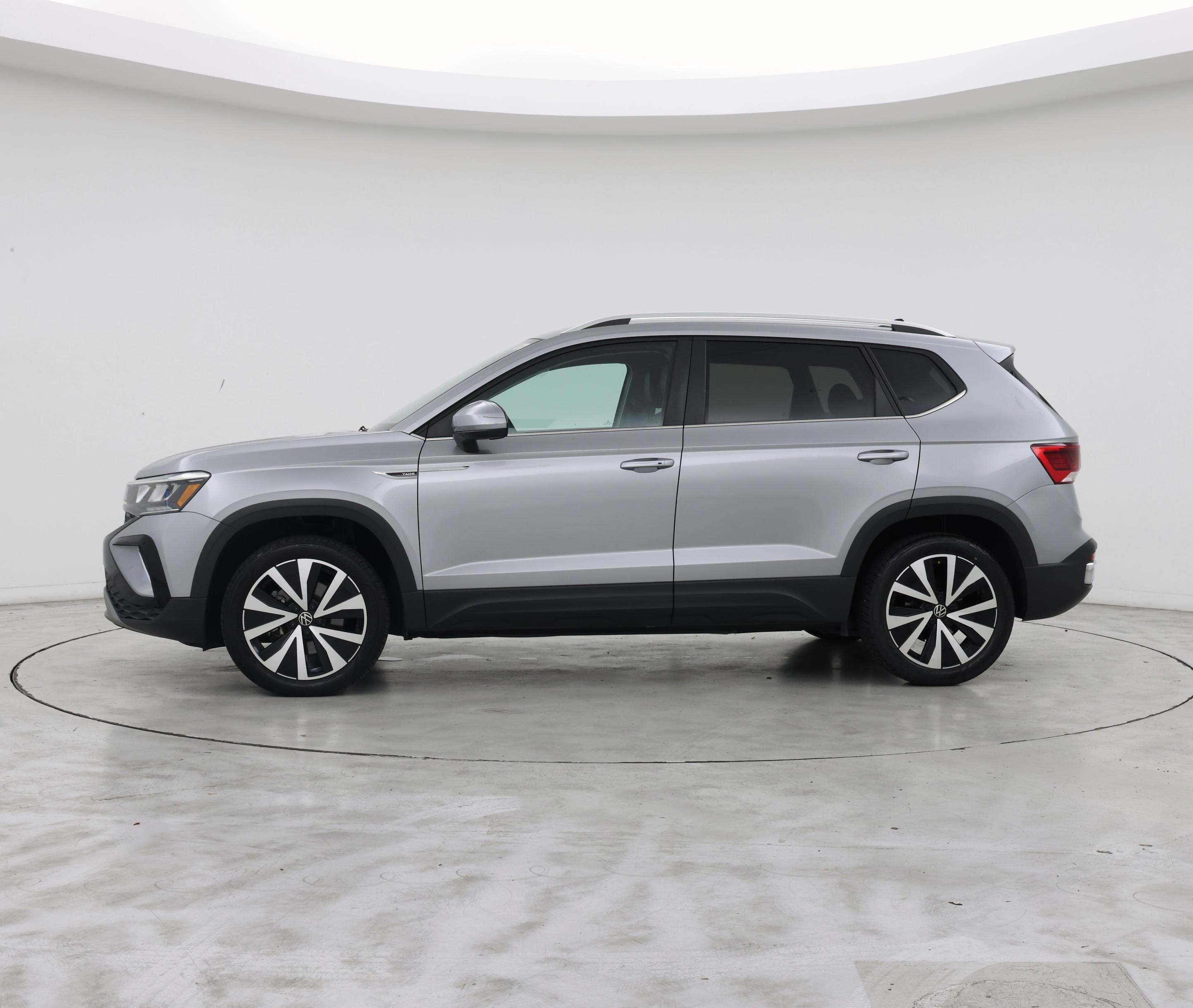 Thumbnail: 2023 Volkswagen Taos - 3