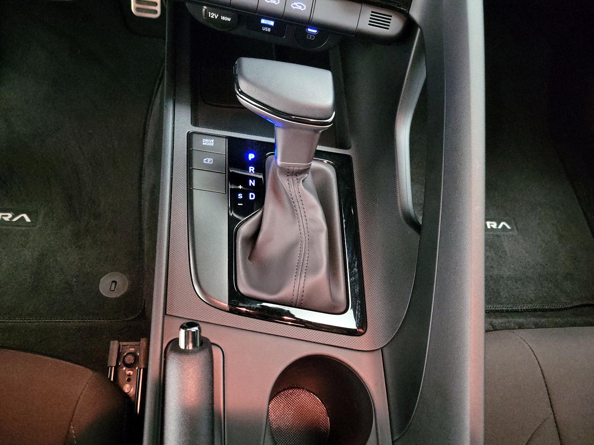 Thumbnail: 2025 Hyundai Elantra - 18