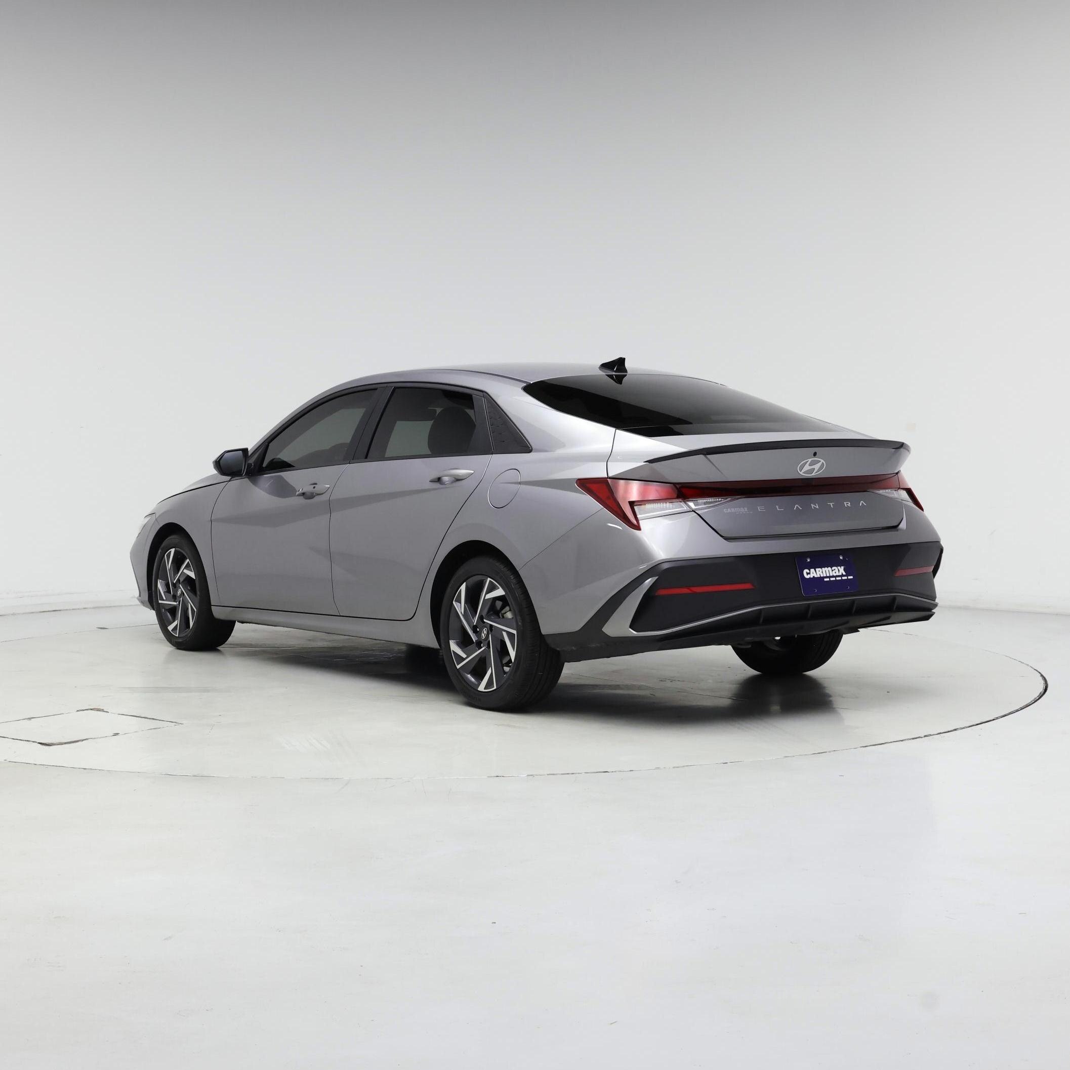 Thumbnail: 2025 Hyundai Elantra - 2