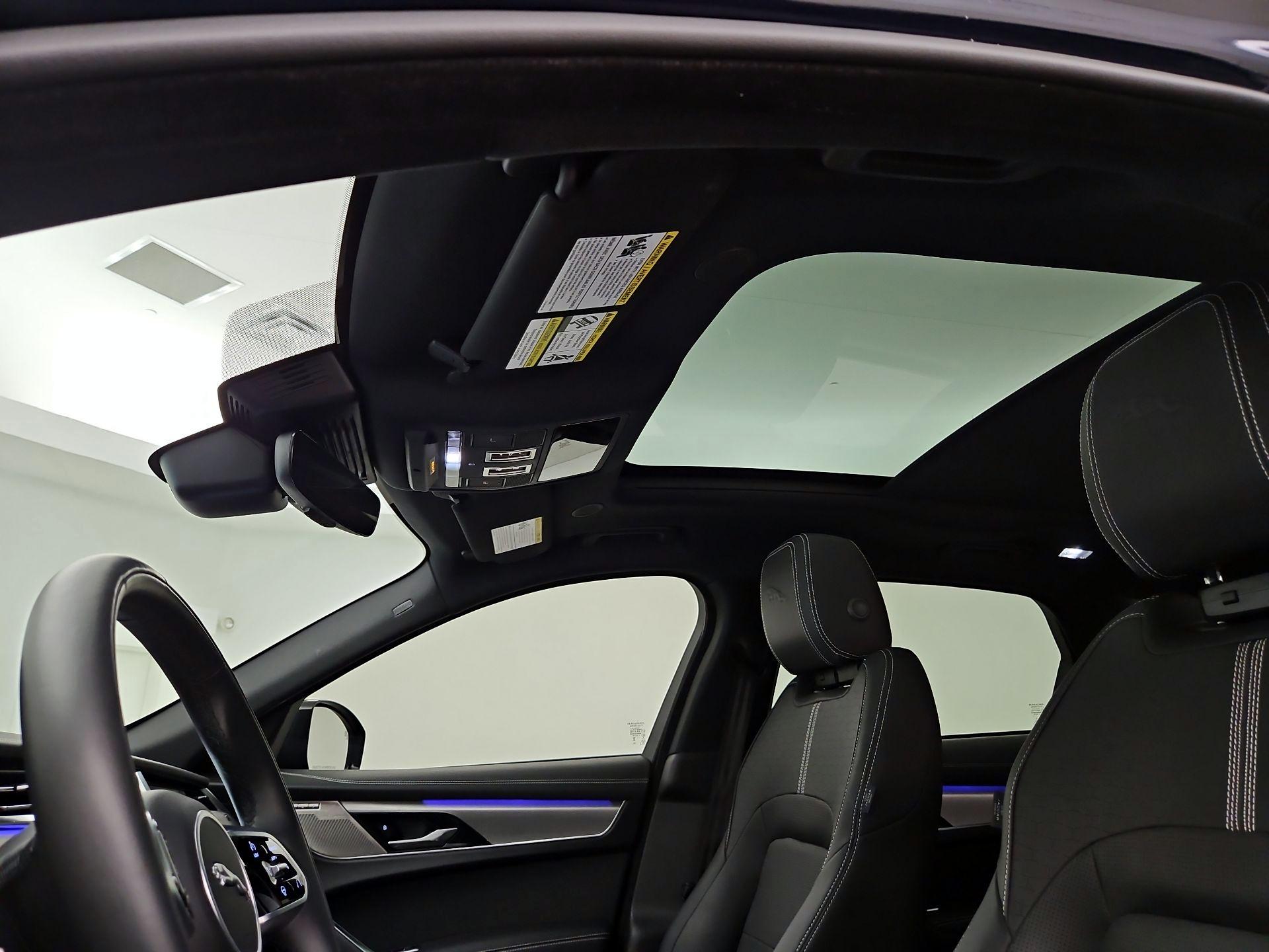 Thumbnail: 2024 Jaguar F-Pace - 20