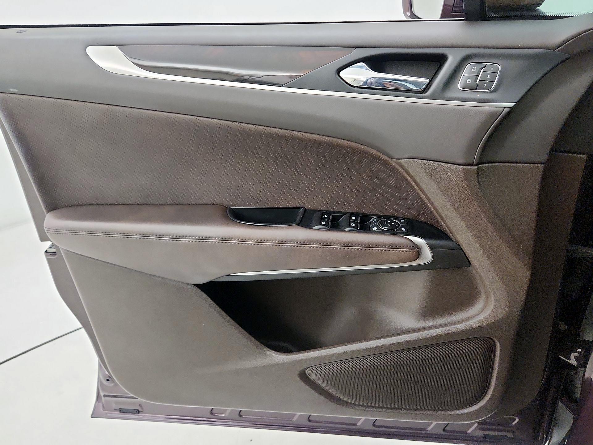 Thumbnail: 2019 Lincoln MKC - 12