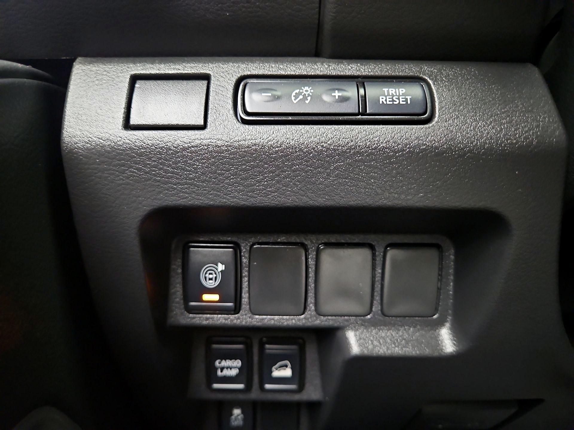 Thumbnail: 2025 Nissan Frontier - 13