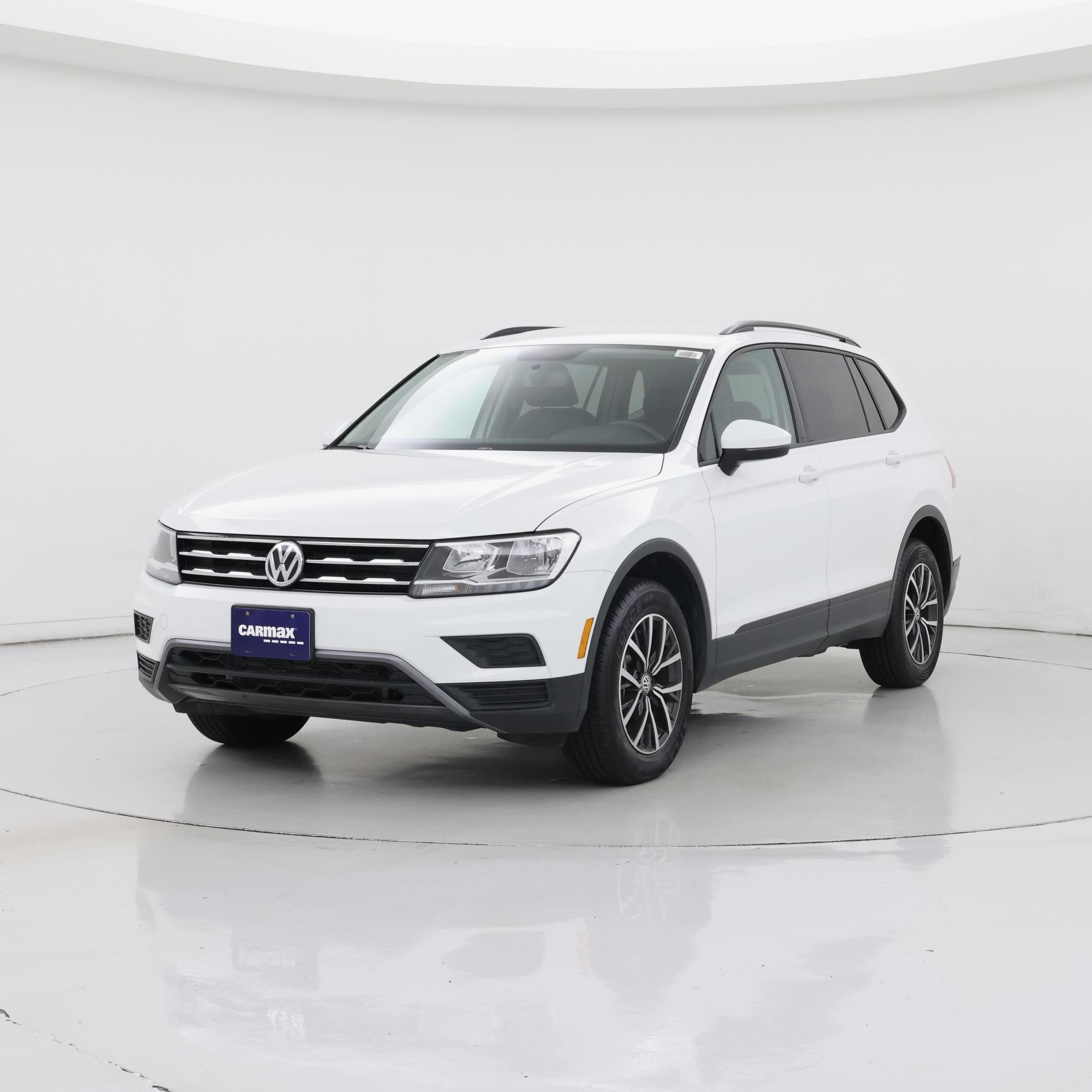 Thumbnail: 2021 Volkswagen Tiguan - 4