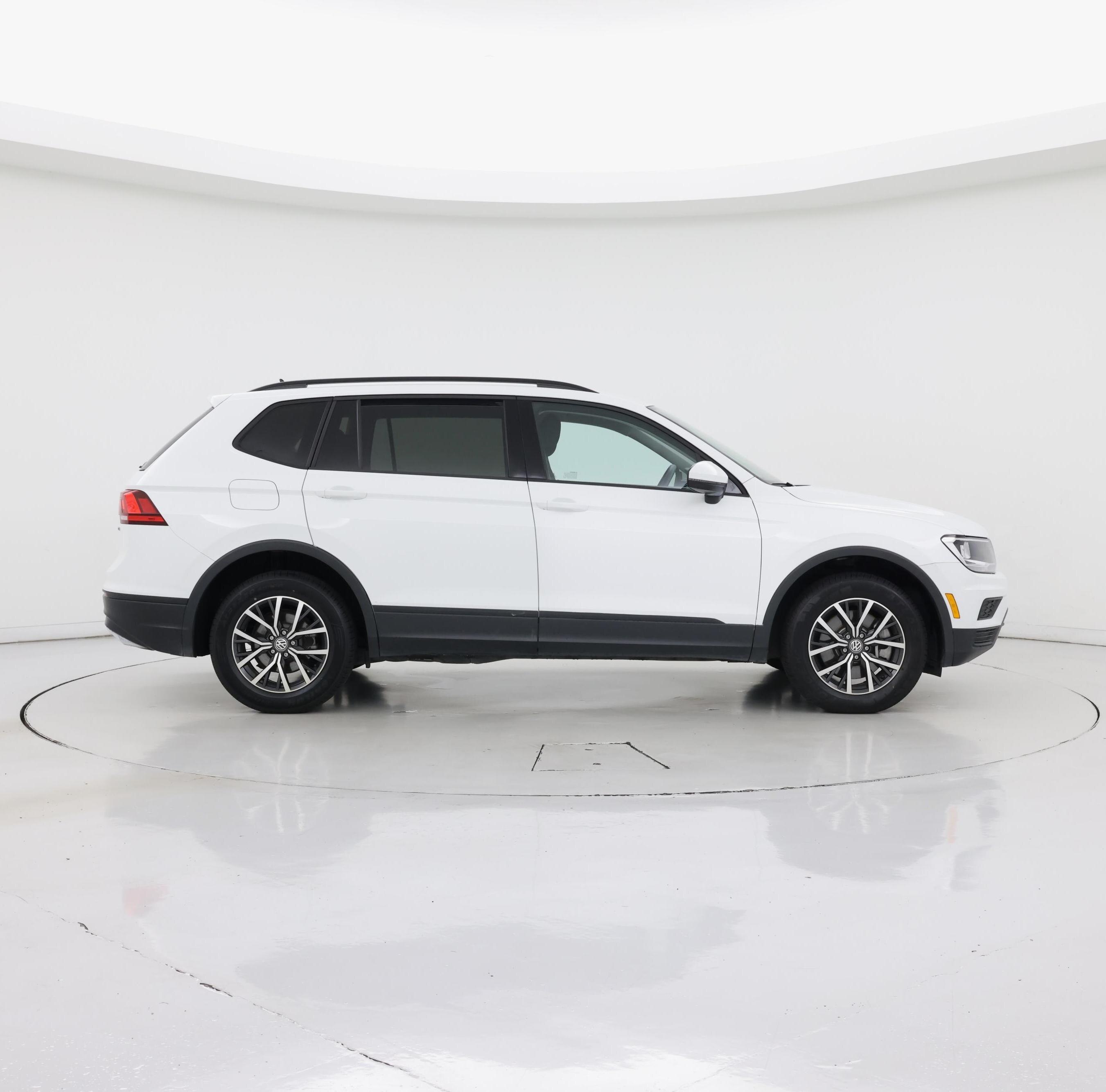 Thumbnail: 2021 Volkswagen Tiguan - 7