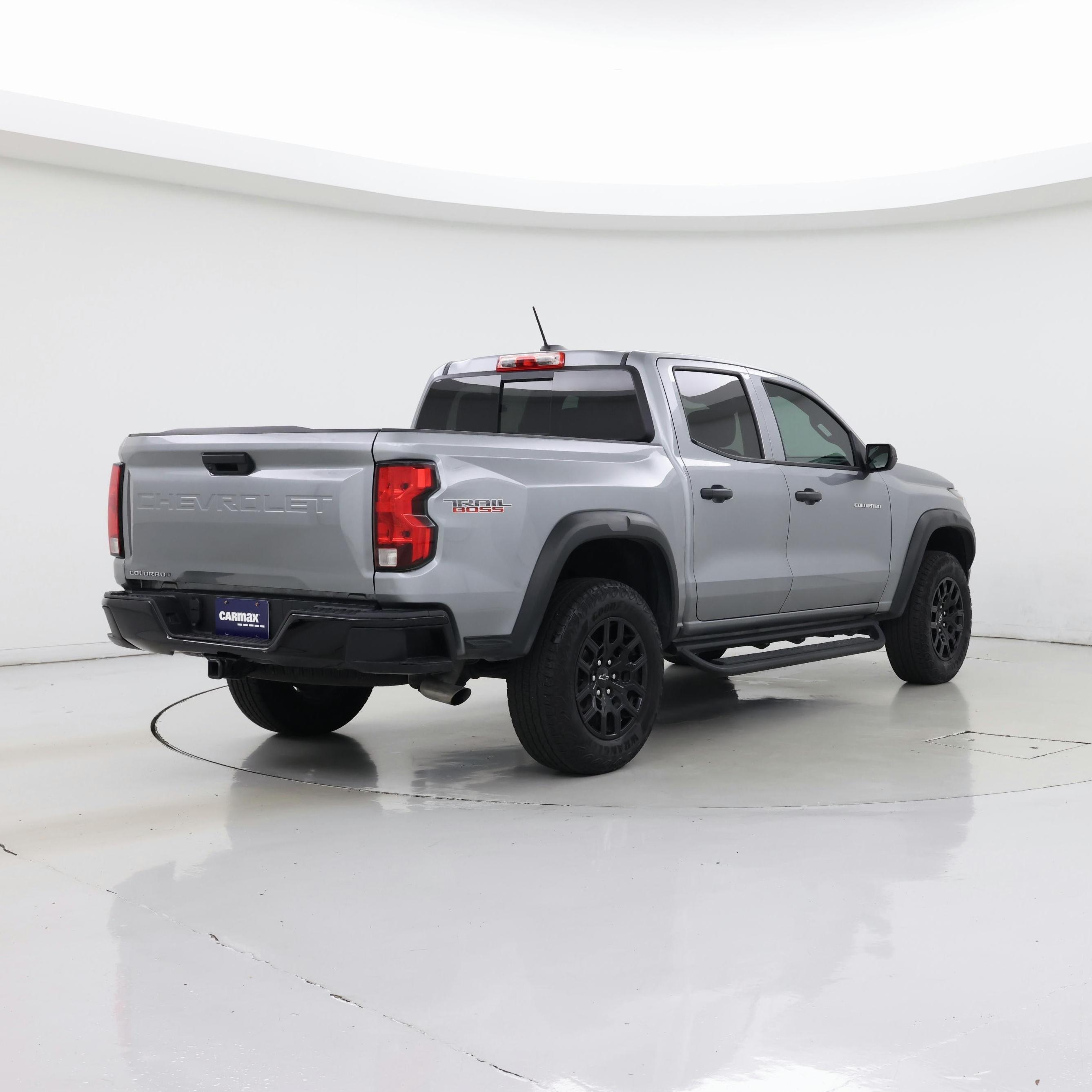 Thumbnail: 2024 Chevrolet Colorado - 8