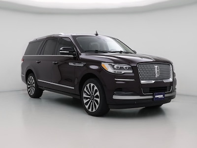 Red 2023 Lincoln Navigator L Reserve