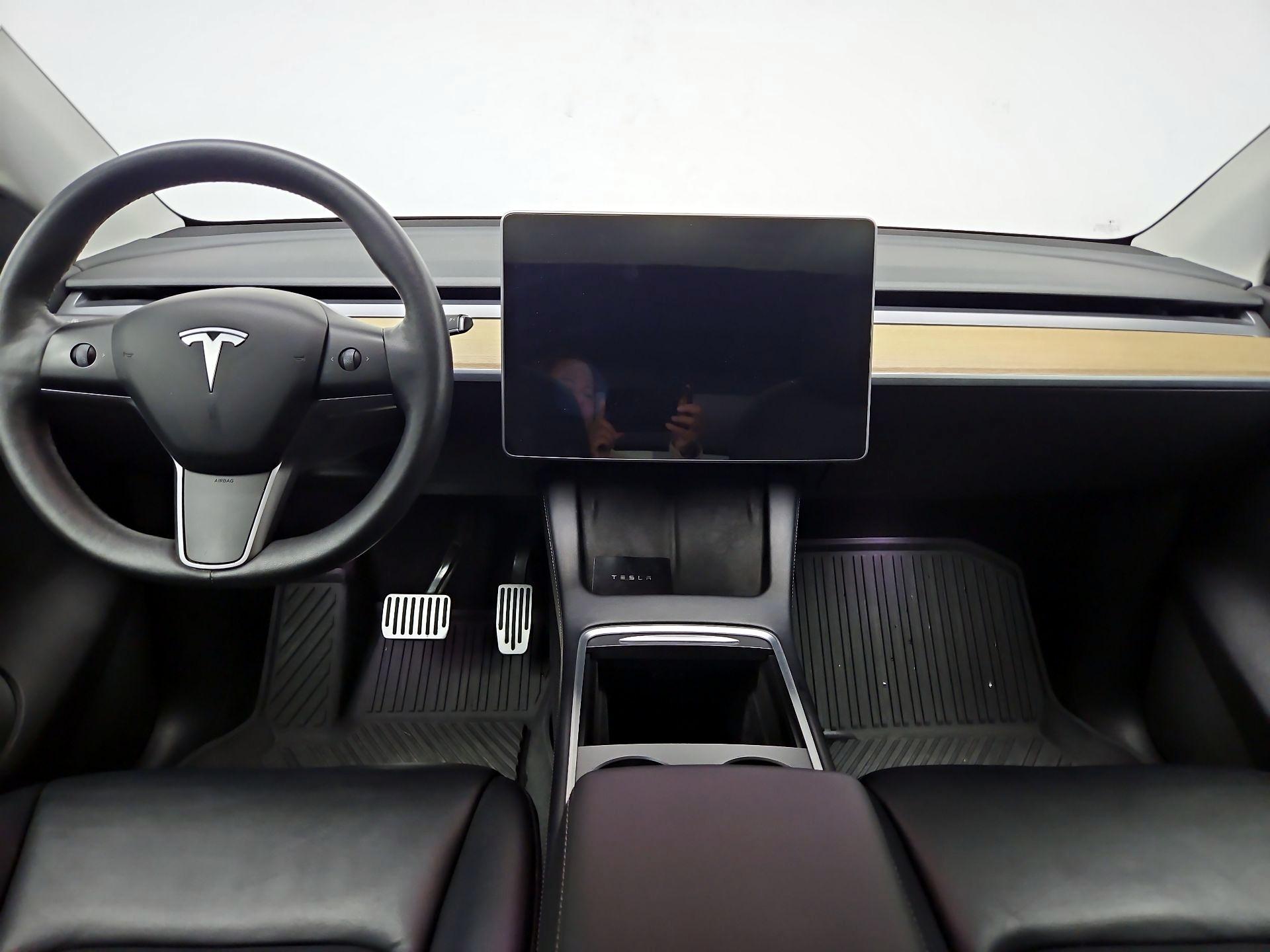 Thumbnail: 2021 Tesla Model Y - 9