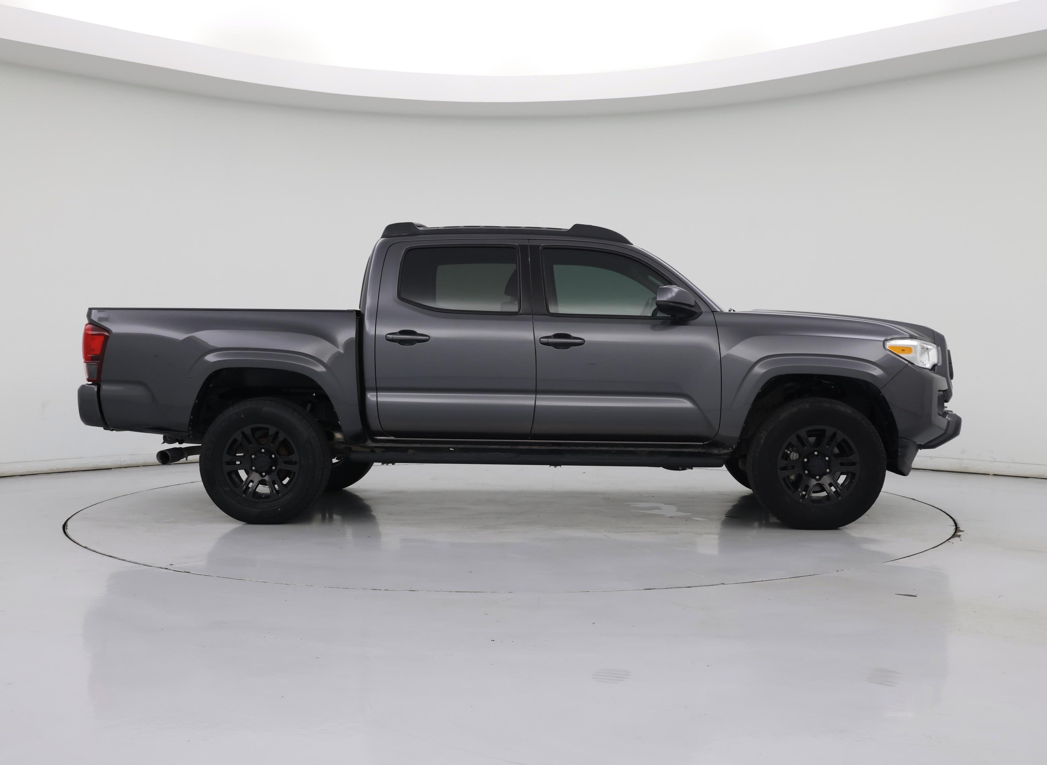 Thumbnail: 2021 Toyota Tacoma - 7