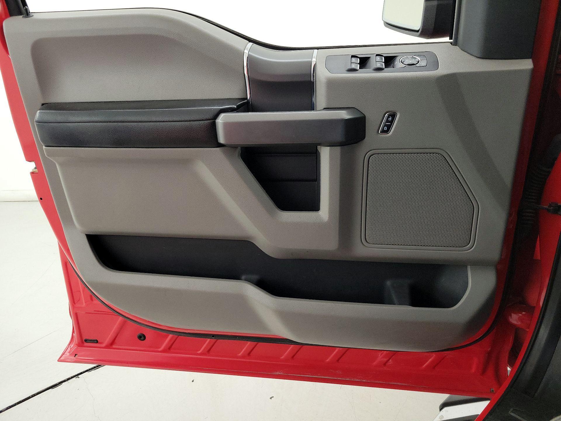 Thumbnail: 2015 Ford F-150 - 12