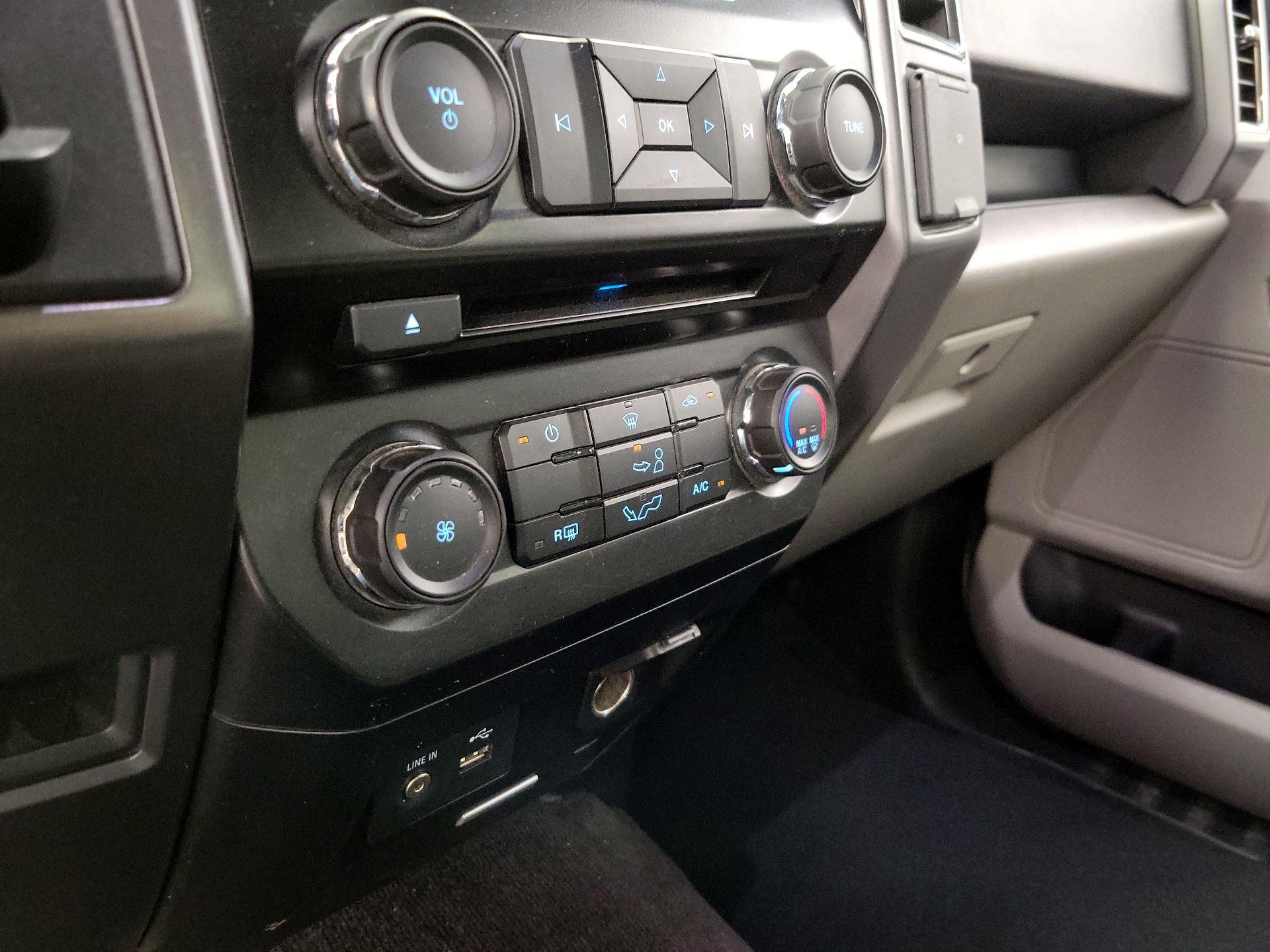 Thumbnail: 2015 Ford F-150 - 16