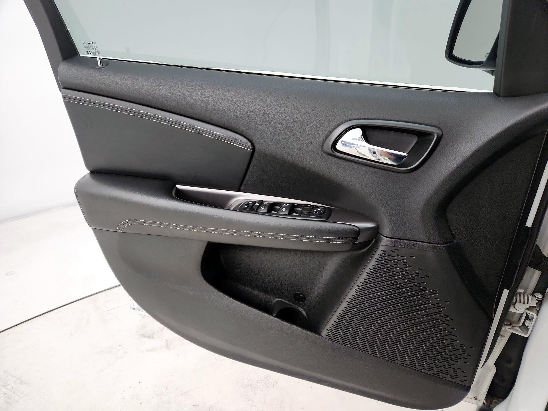 Thumbnail: 2016 Dodge Journey - 12