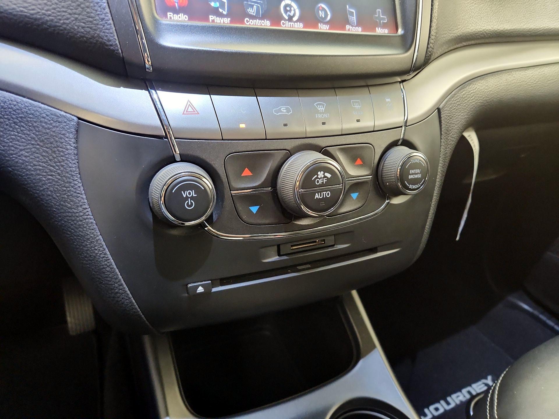 Thumbnail: 2016 Dodge Journey - 14
