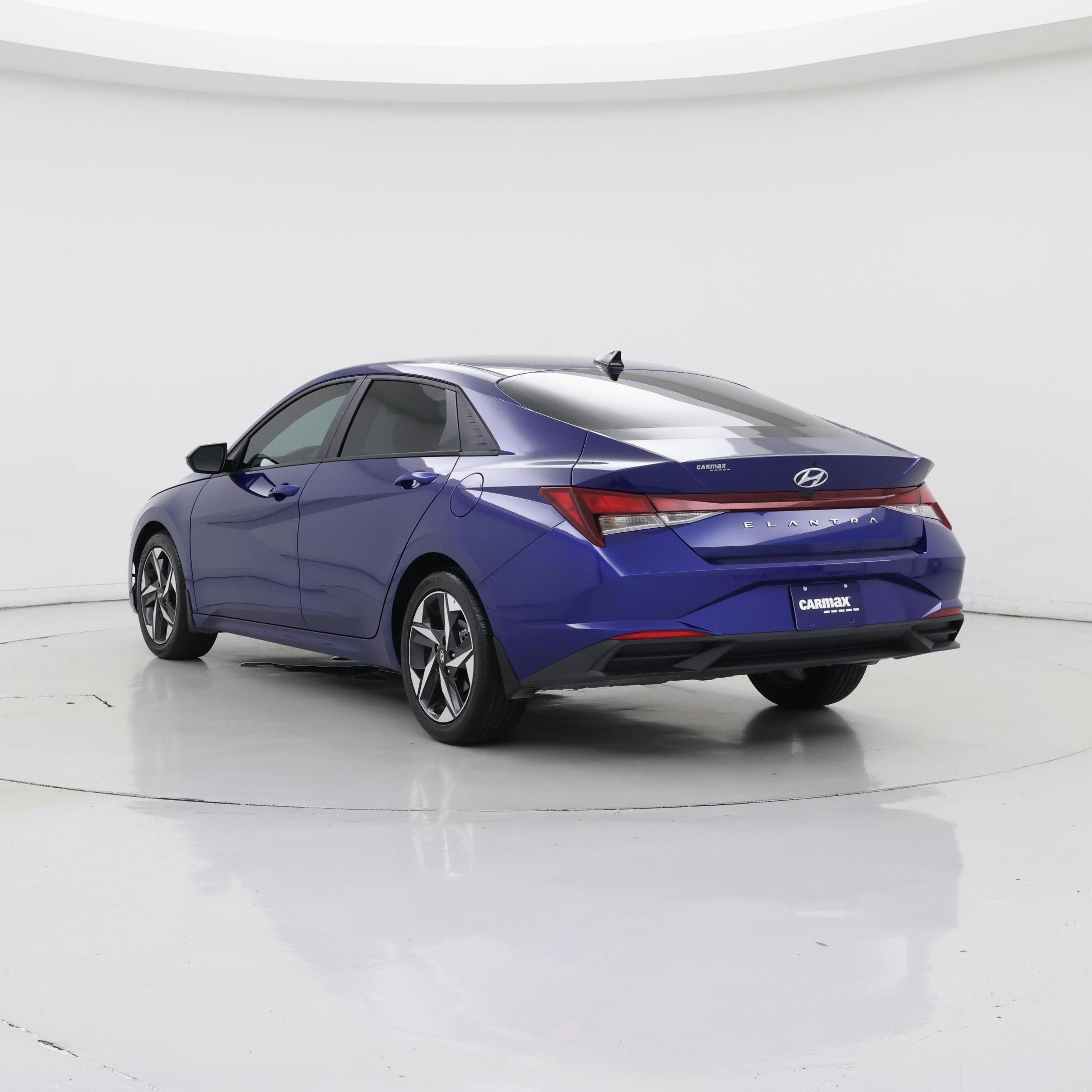 Thumbnail: 2023 Hyundai Elantra - 2